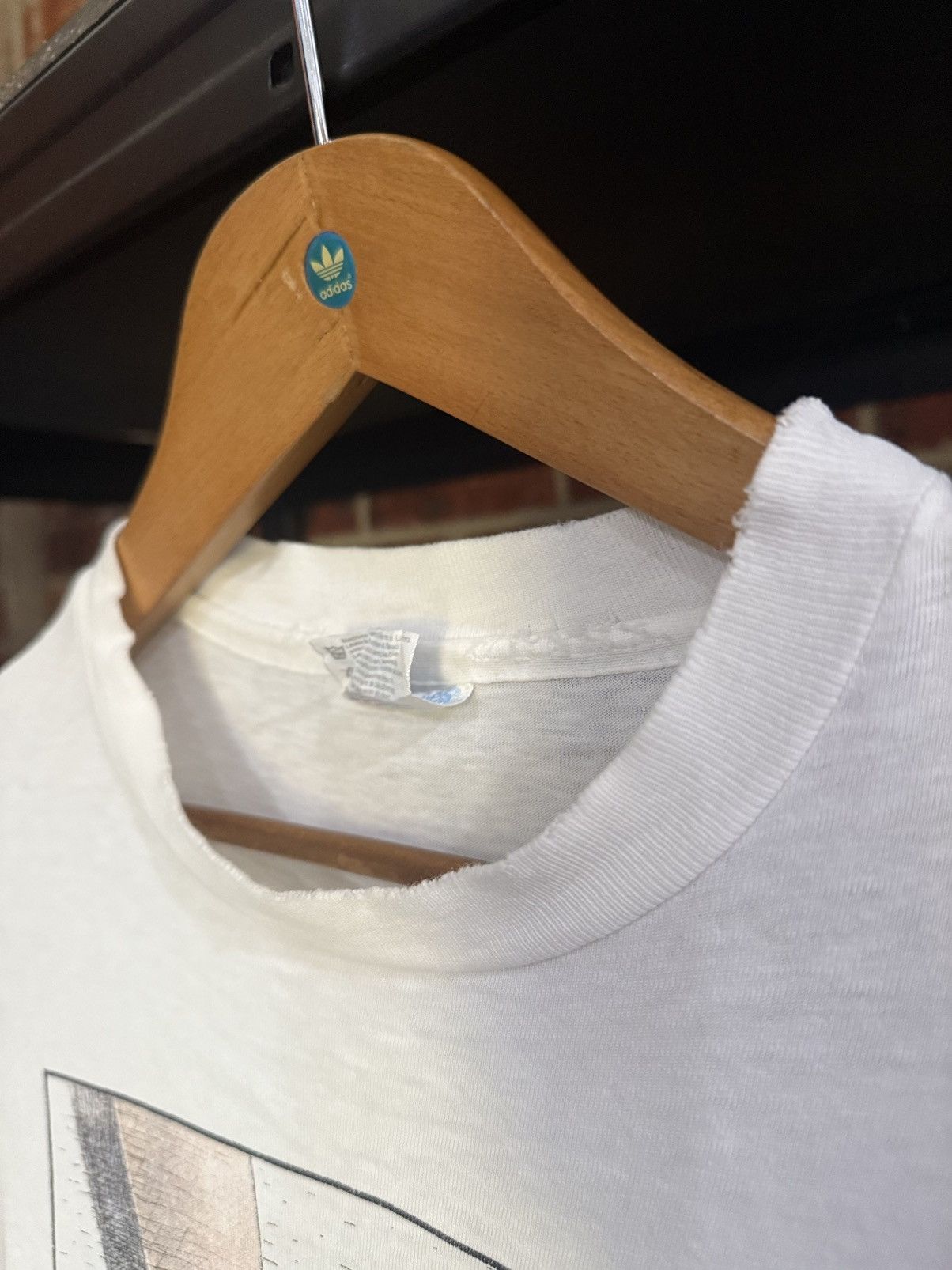 Other Thrashed Vintage 90s Jump Ball Gary Patterson Faded Tee Size US L / EU 52-54 / 3 - 8 Thumbnail
