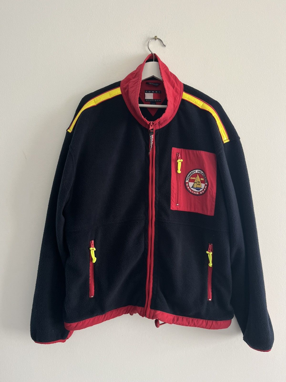Tommy Hilfiger Vintage Tommy Hilfiger - Sailing Gear Fleece Size US L / EU 52-54 / 3 - 1 Thumbnail