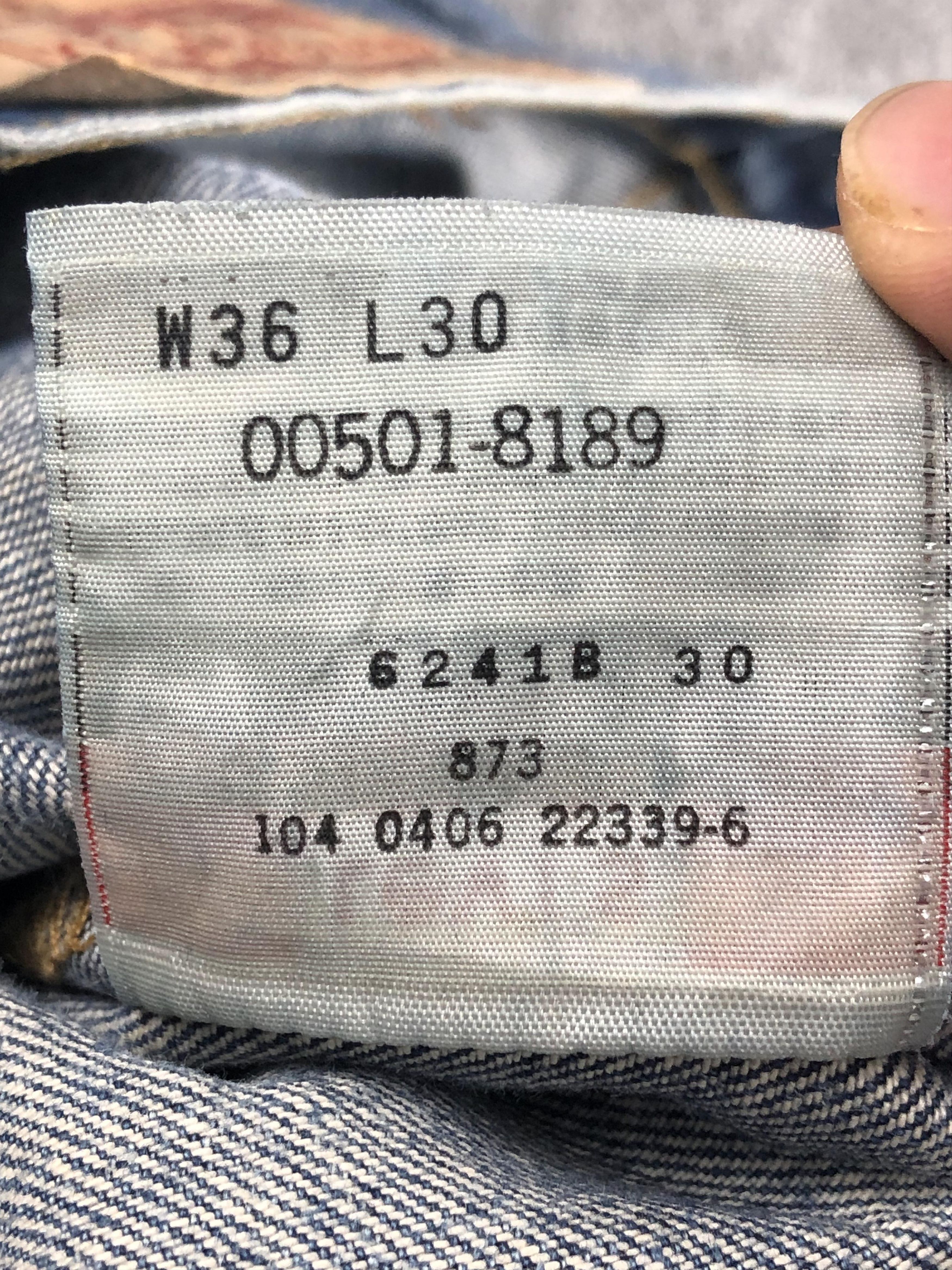 Vintage 90s Levis 501 Faded Blue Jeans DP2221