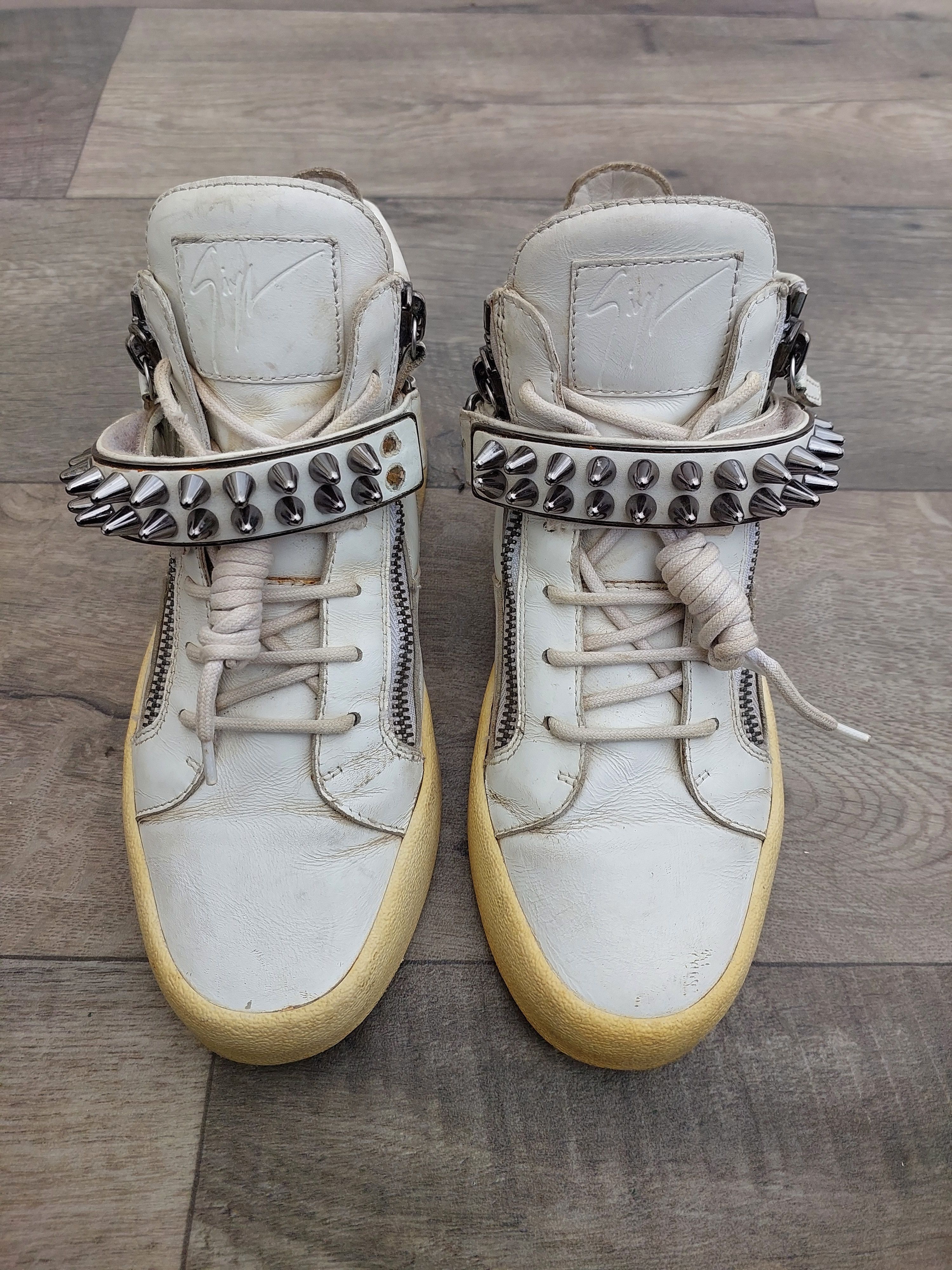 Giuseppe Zanotti Giuseppe Zanotti White All Strap Studded High Top Size US 7 / EU 40 - 1 Thumbnail