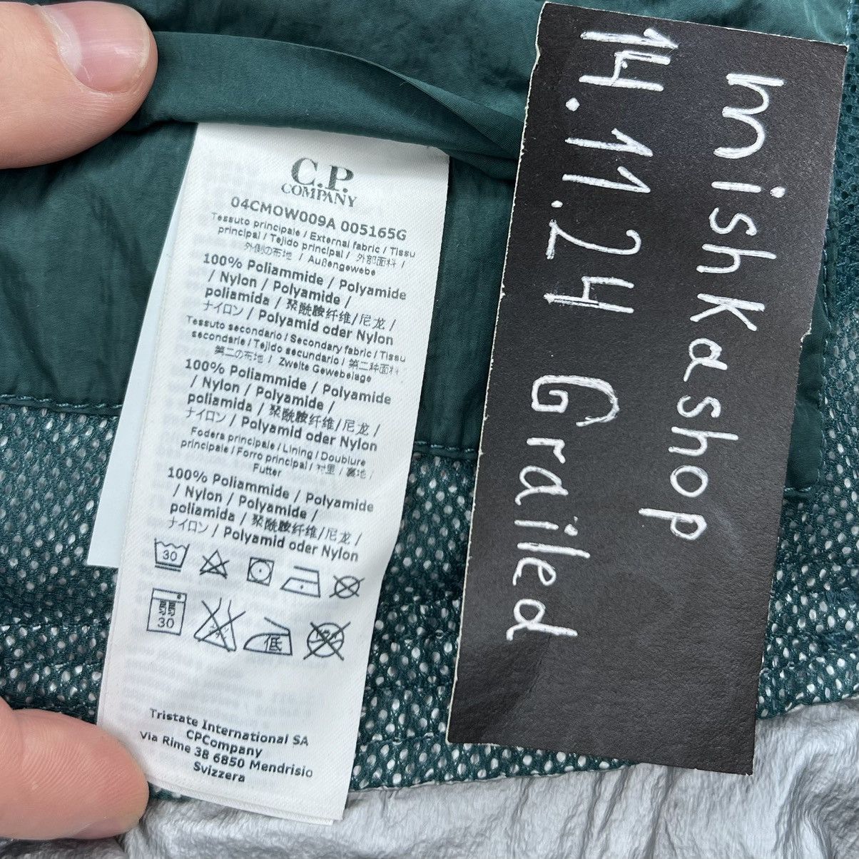 C.P. Company C.P. company Nyfoil google jacket Size US L / EU 52-54 / 3 - 9 Thumbnail