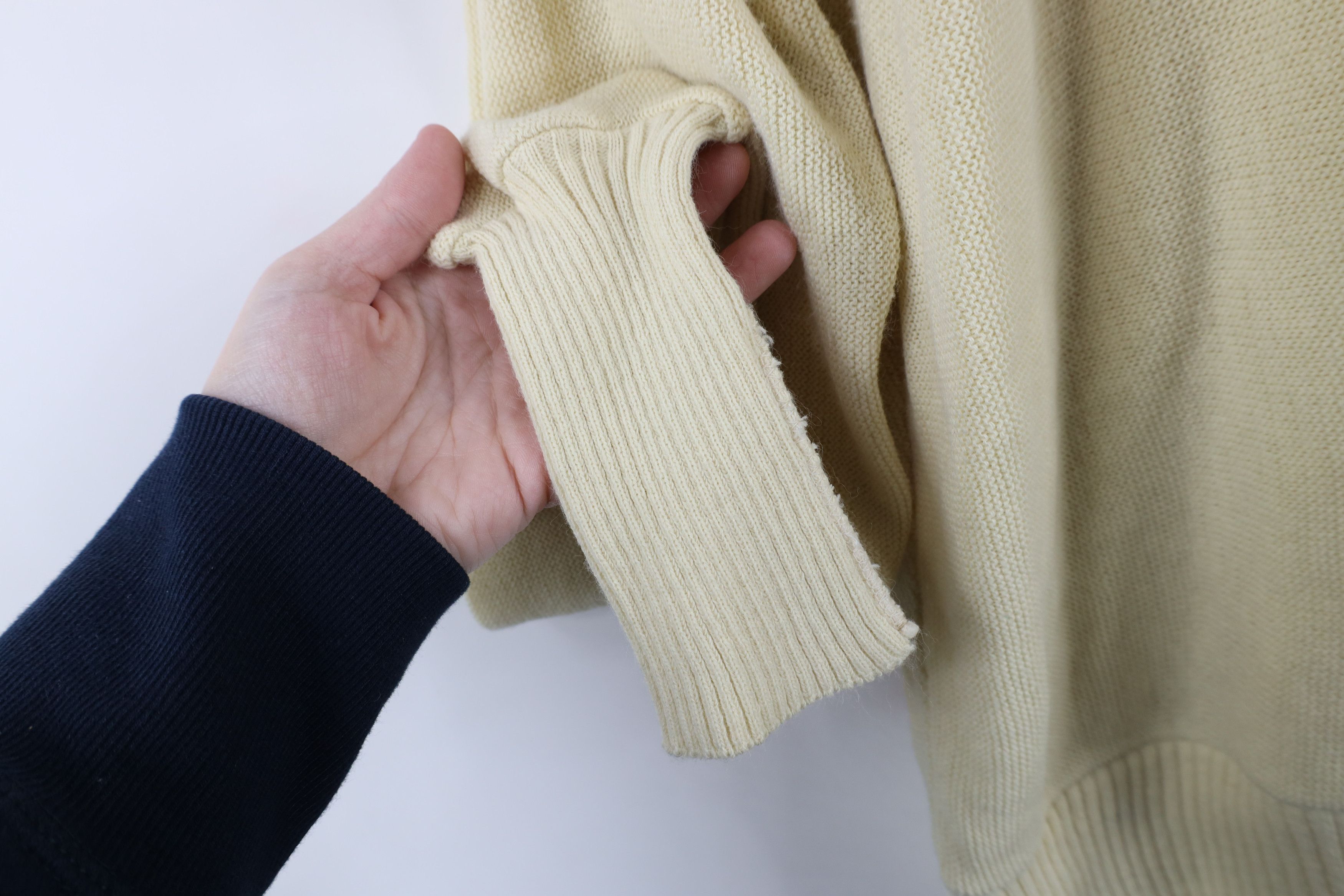 Vintage Vintage 50s 60s Streetwear Button Cardigan Sweater Beige USA Size US XL / EU 56 / 4 - 6 Thumbnail