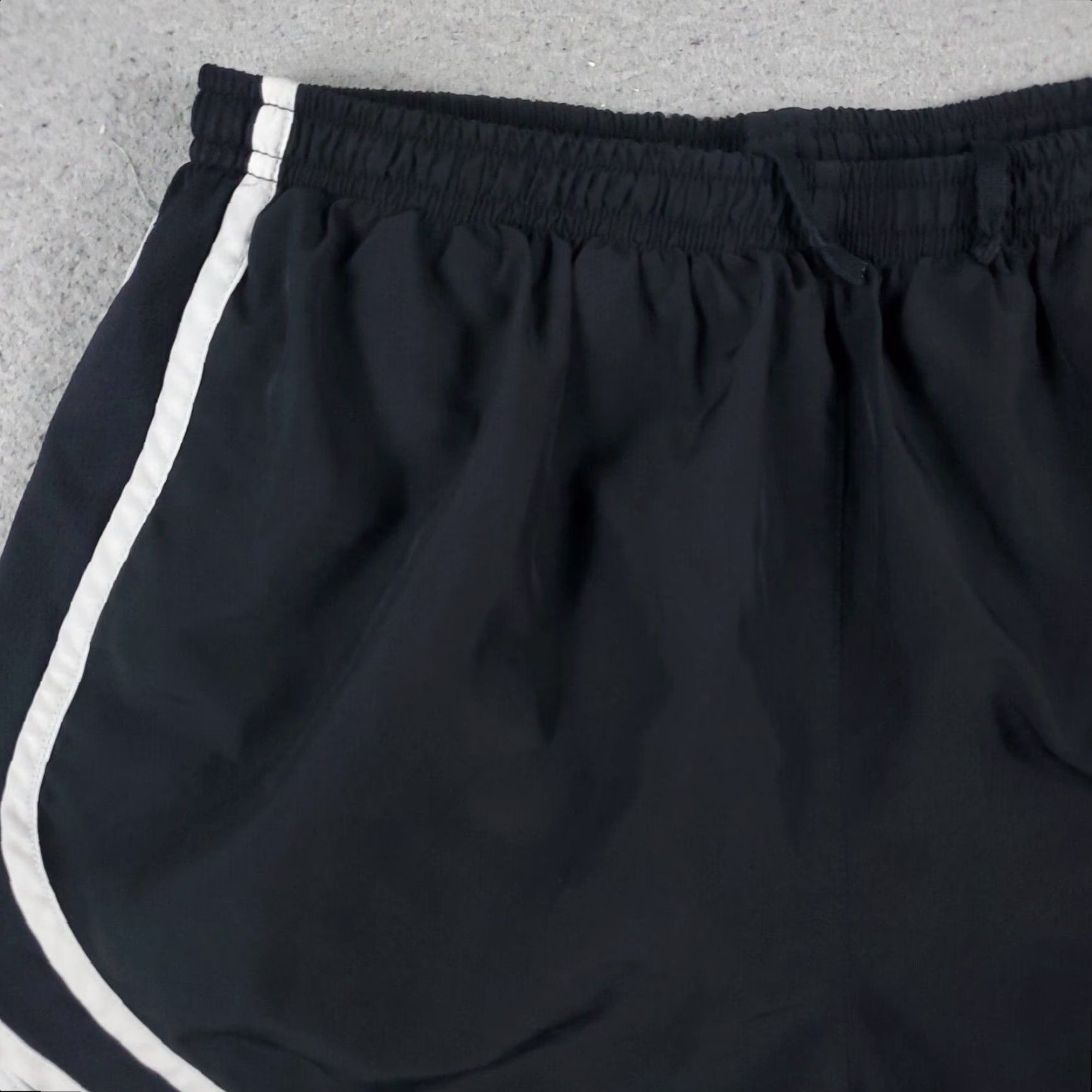 Nike Nike Shorts Womens Medium Black Swoosh Dri Fit Track Running Active Ladies Size 32" / US 10 / IT 46 - 2 Thumbnail