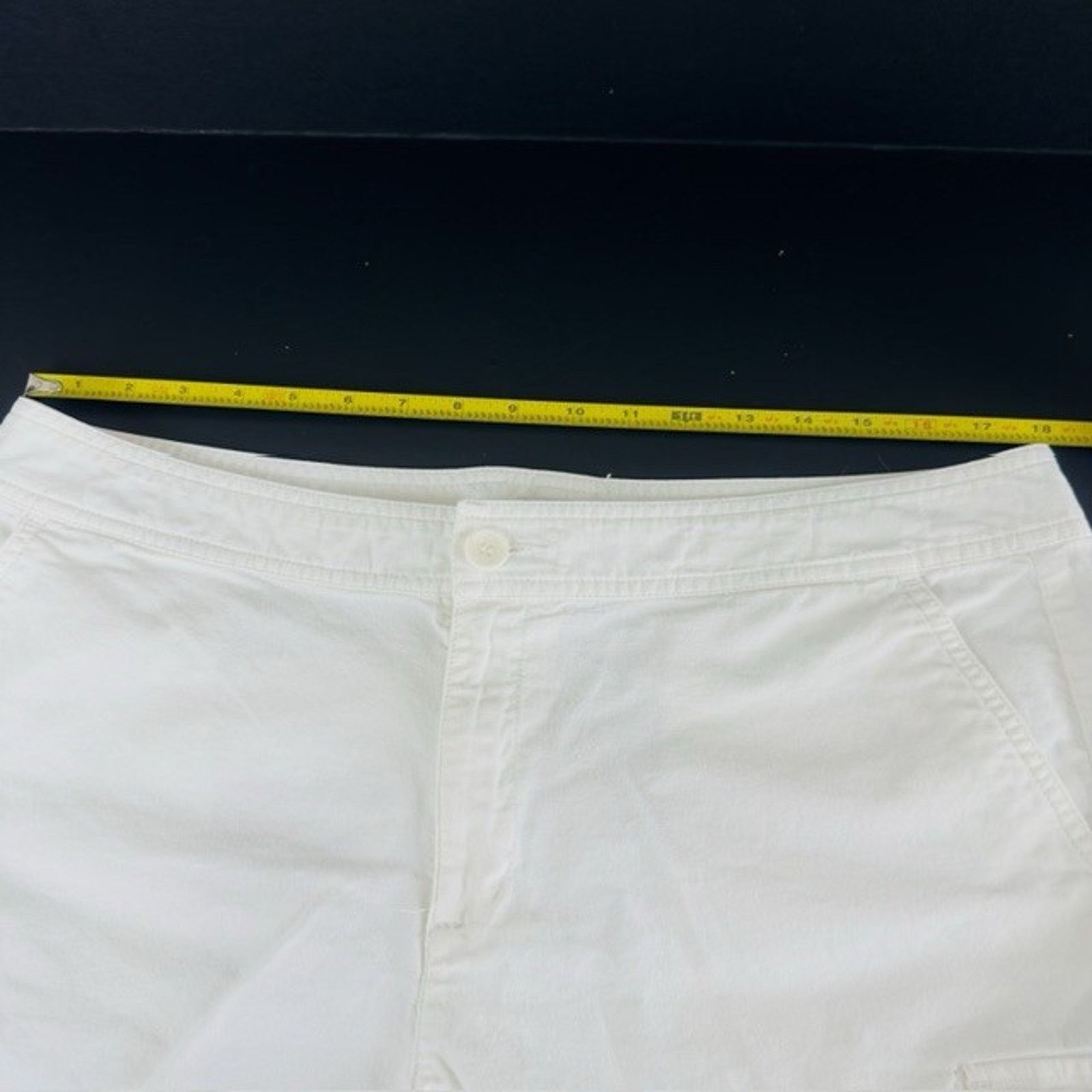 Dockers Dockers Womens White Cotton/Spandex Shorts 16 Cargo Mom VTG Size 38" / US 16 / IT 52 - 7 Thumbnail