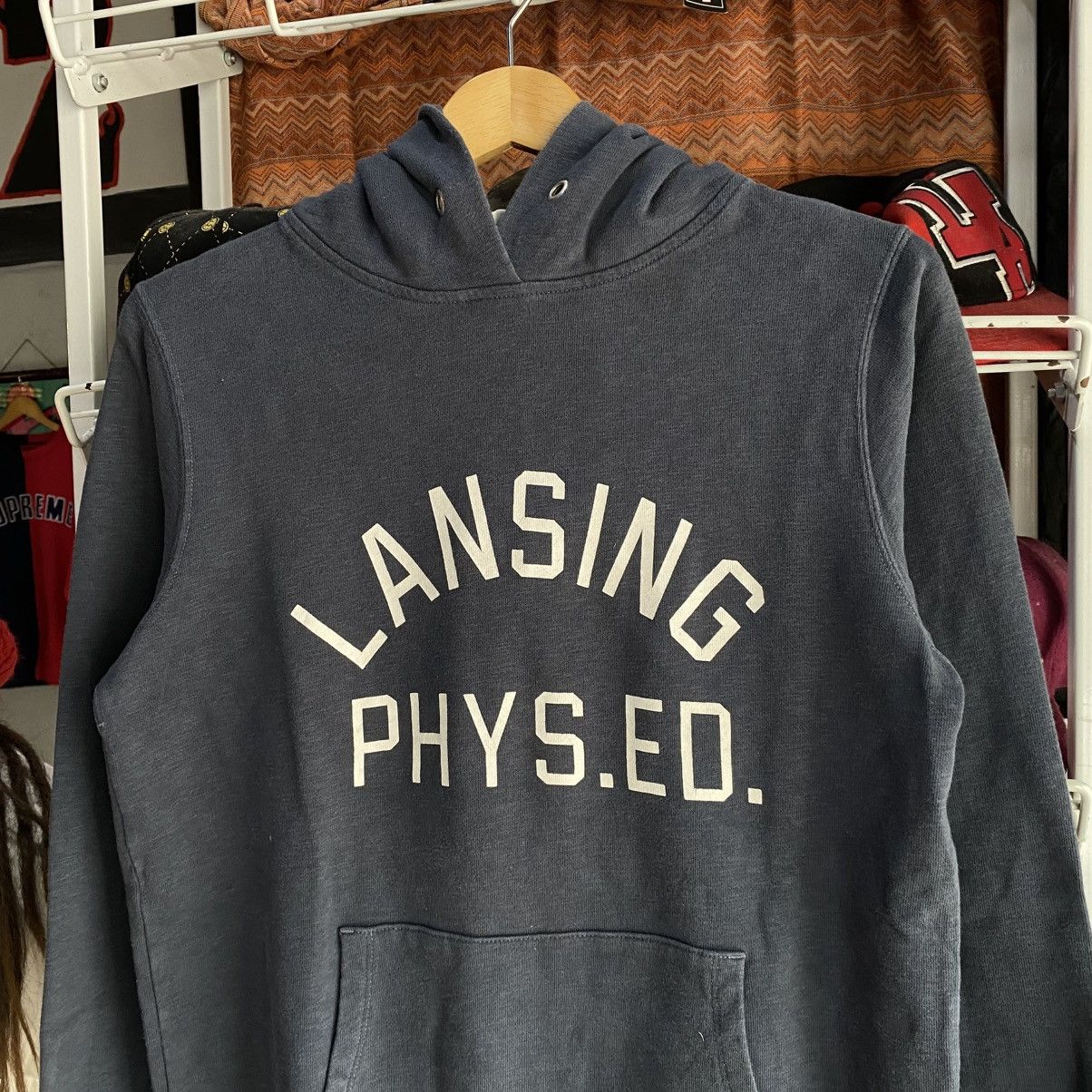 Champion VINTAGE Champion Hoodie Medium Pullover “LANSING PHYS.ED.” Size US M / EU 48-50 / 2 - 3 Thumbnail