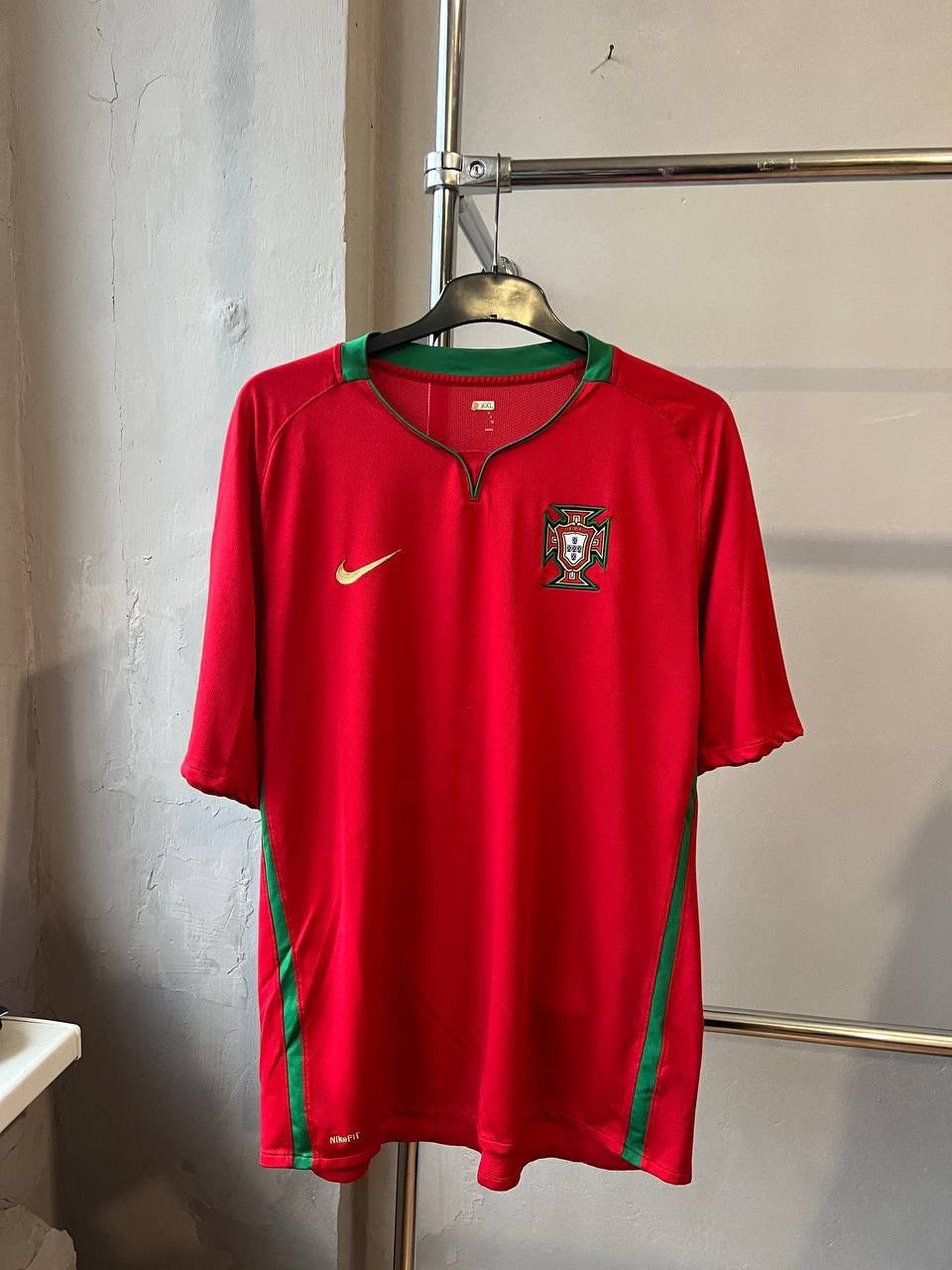 Nike 2008/10 PORTUGAL TEAM HOME SOCCER JERSEY FOOTBALL SHIRT 2XL Size US XXL / EU 58 / 5 - 2 Thumbnail