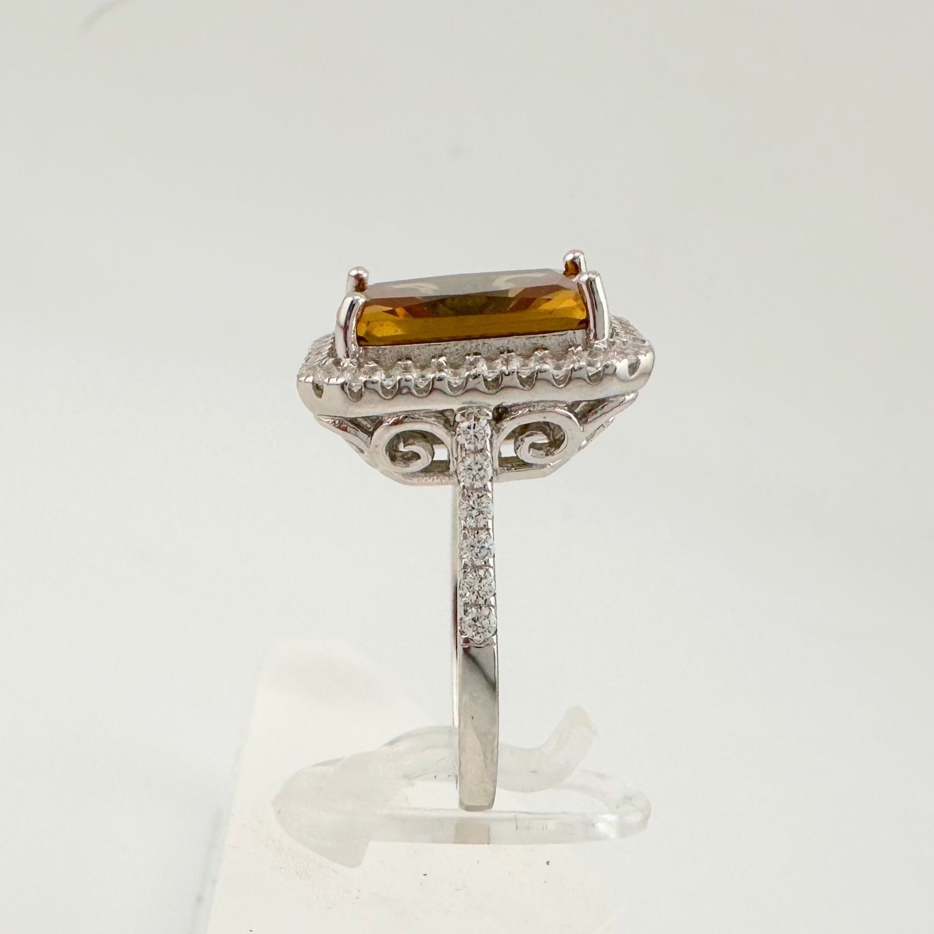 Other Elegant Emerald Cut Lab Created Sultanite Ring - Beautiful Size ONE SIZE - 7 Thumbnail