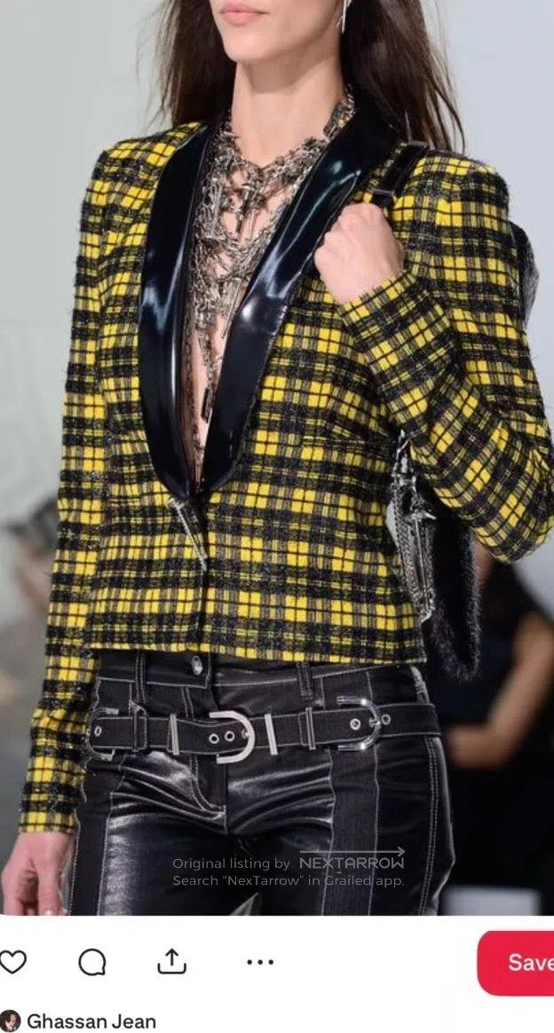 Versace Versace Gold buckle logo tweed small fragrant jacket Size XS / US 0-2 / IT 36-38 - 1 Thumbnail