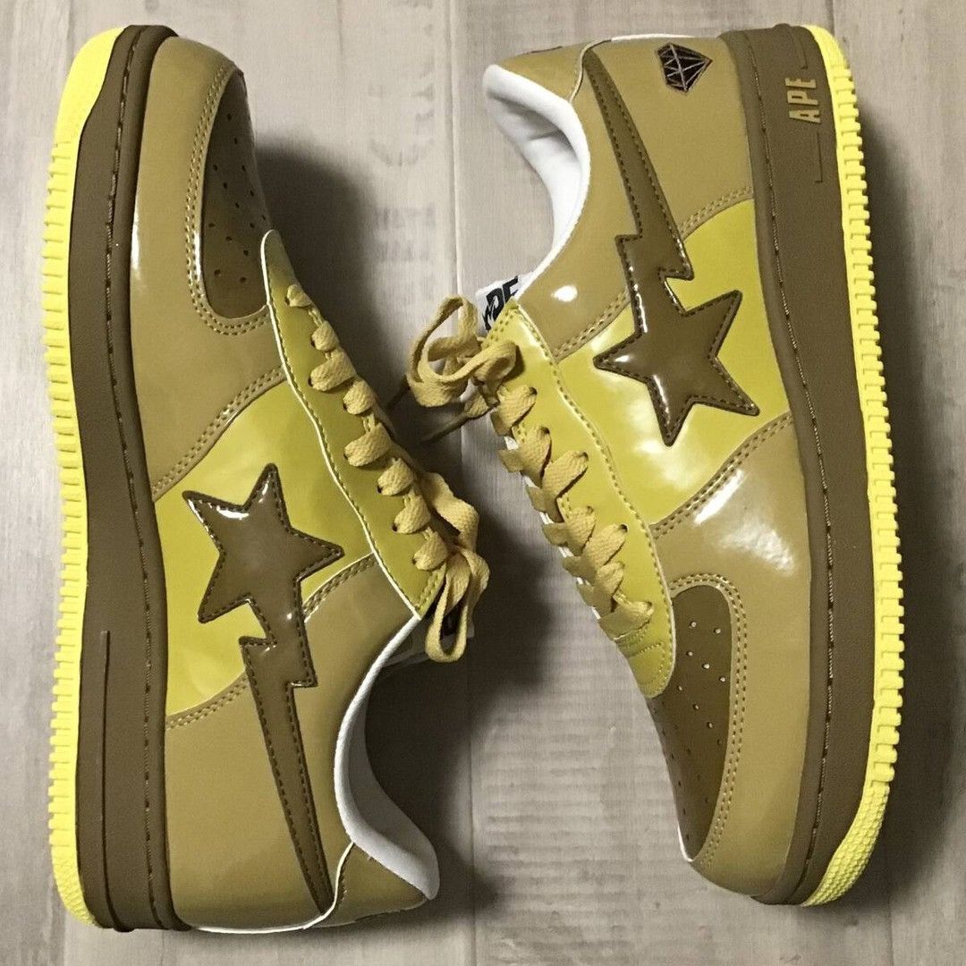 Bape × Nigo 🔥Not sold in store🔥 Gold Card BAPE STA sneakers NIGO APE Size US 11 / EU 44 - 3 Thumbnail