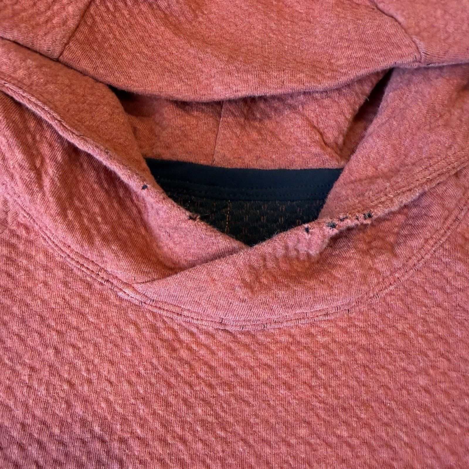Lululemon Lululemon At Ease Hoodie Medium Orange Fleece Pullover Size US M / EU 48-50 / 2 - 5 Thumbnail