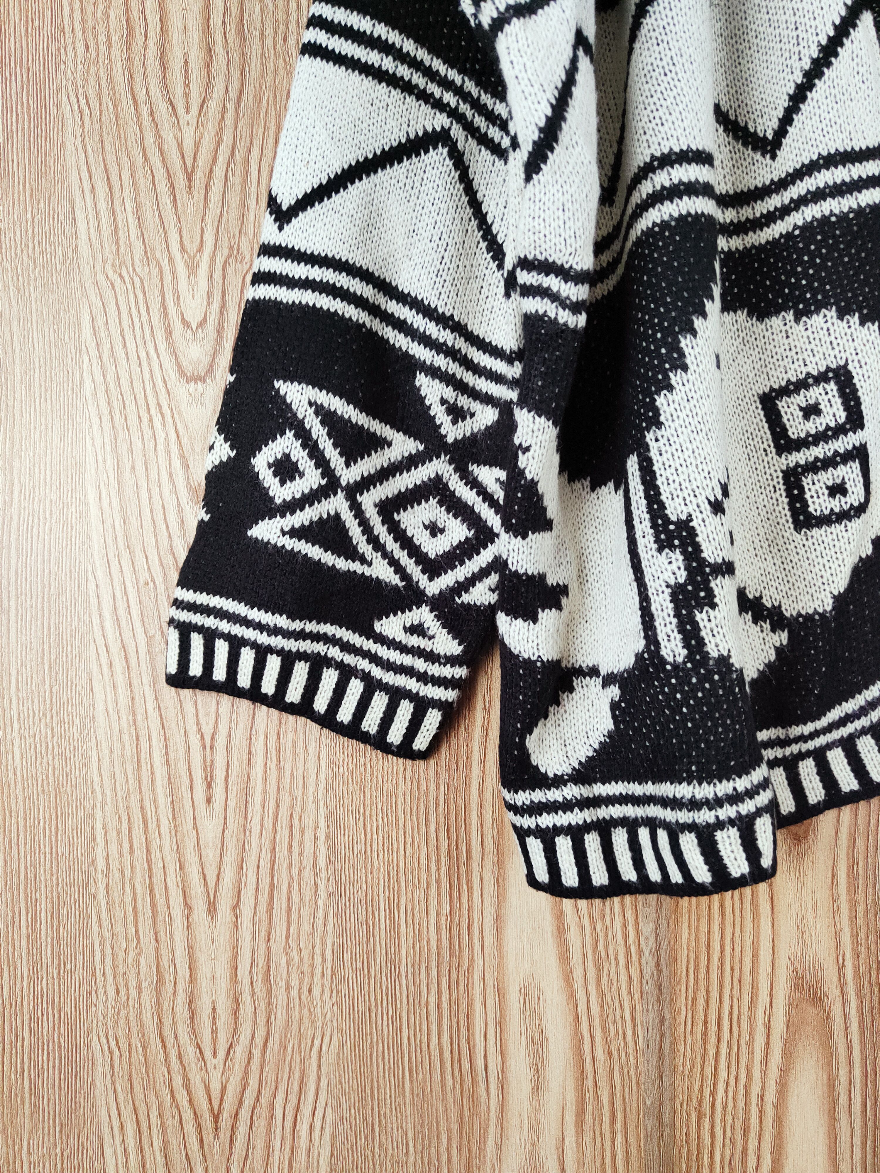 Japanese Brand Vintage Salon Black White Knitwear Cardigan #W130 Size US L / EU 52-54 / 3 - 4 Thumbnail