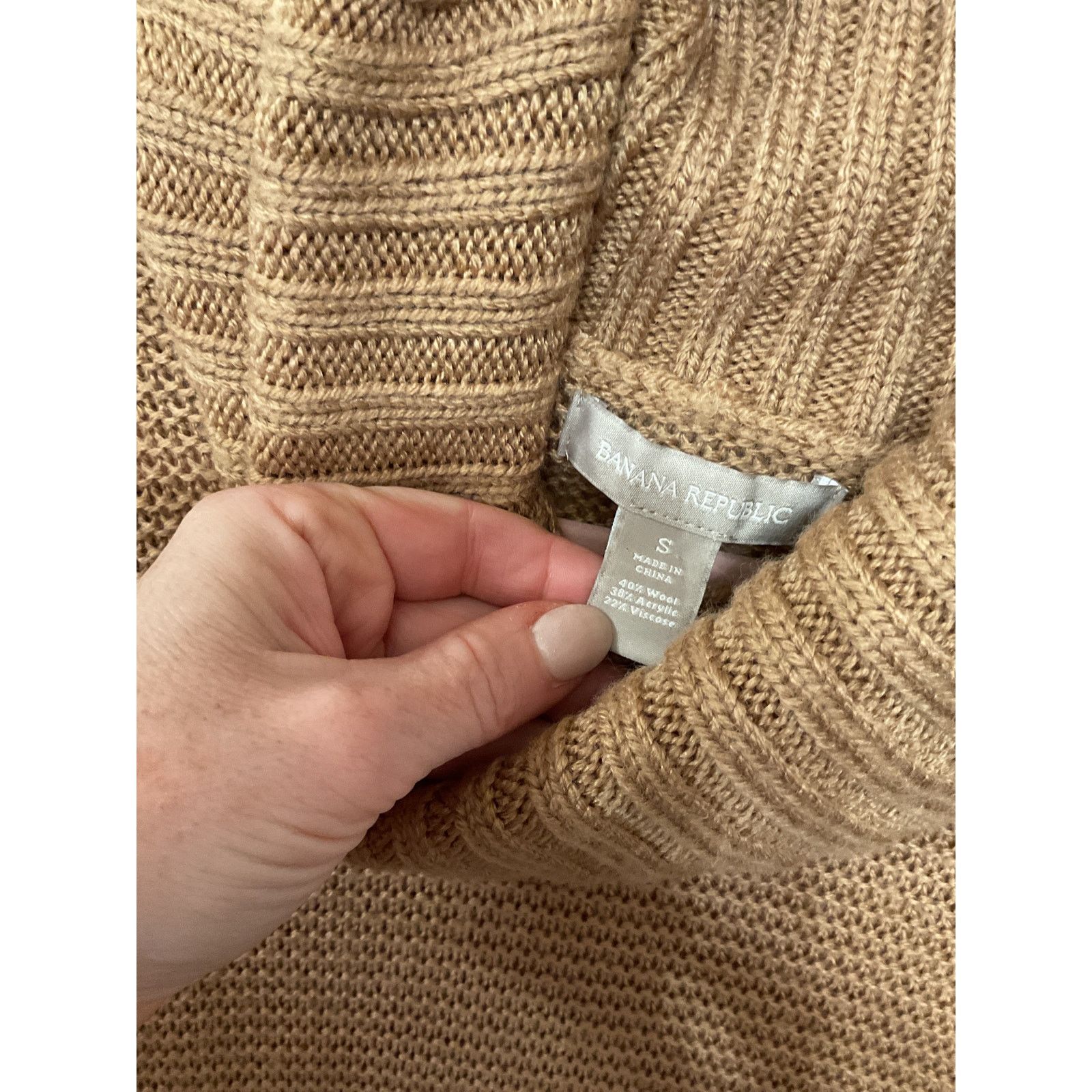 Banana Republic Banana Republic Camel Wool/Viscose Textured Turtleneck,S Size S / US 4 / IT 40 - 5 Thumbnail