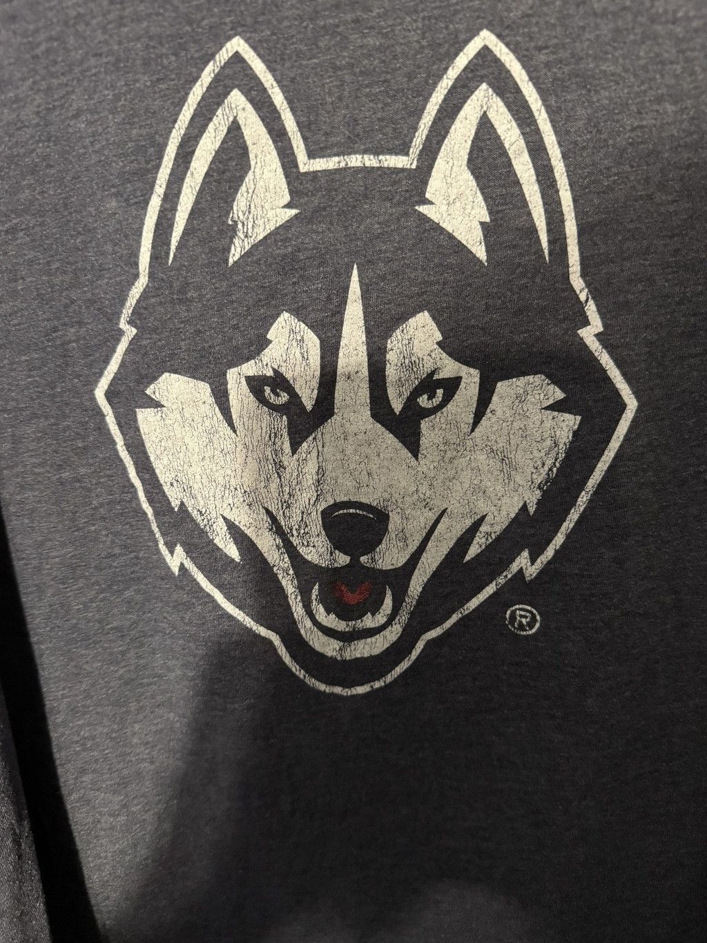 The Unbranded Brand UConn Huskies Short Sleeve Tee Men's XL (?) Blue Size US XL / EU 56 / 4 - 4 Thumbnail