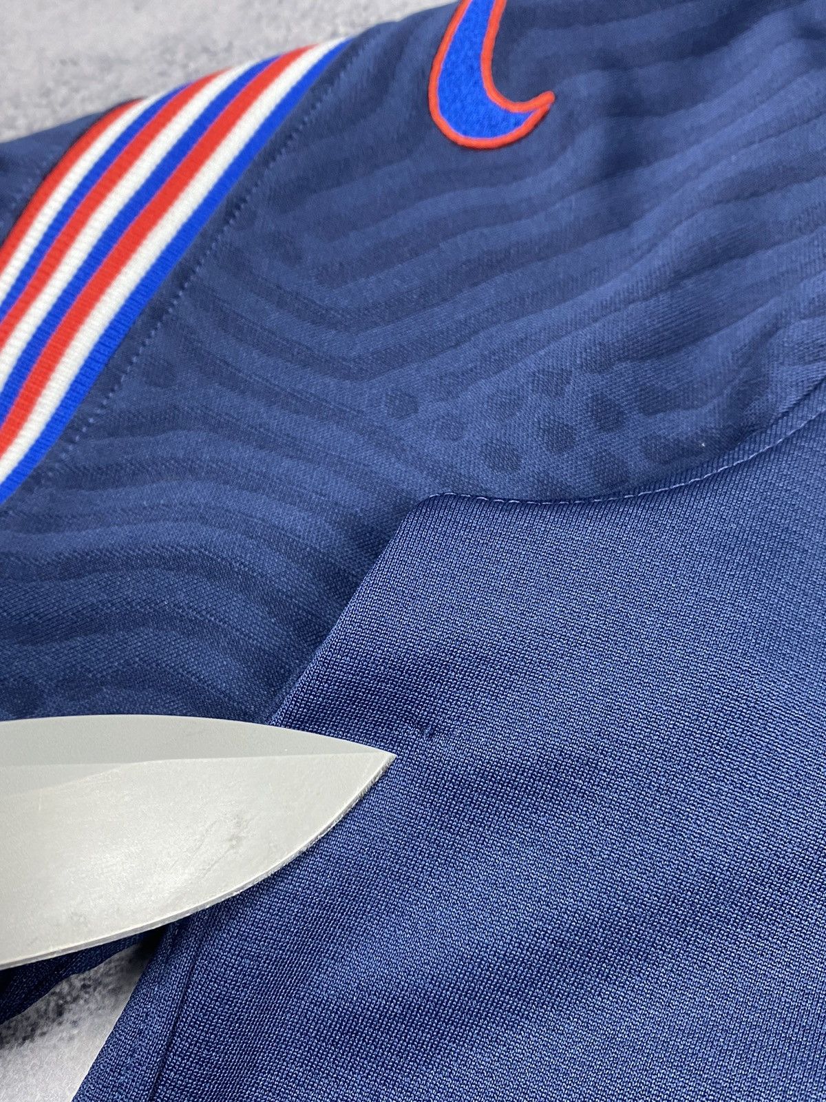 Nike Nike England National Team Pre Match Training Soccer Jersey Size US S / EU 44-46 / 1 - 8 Thumbnail