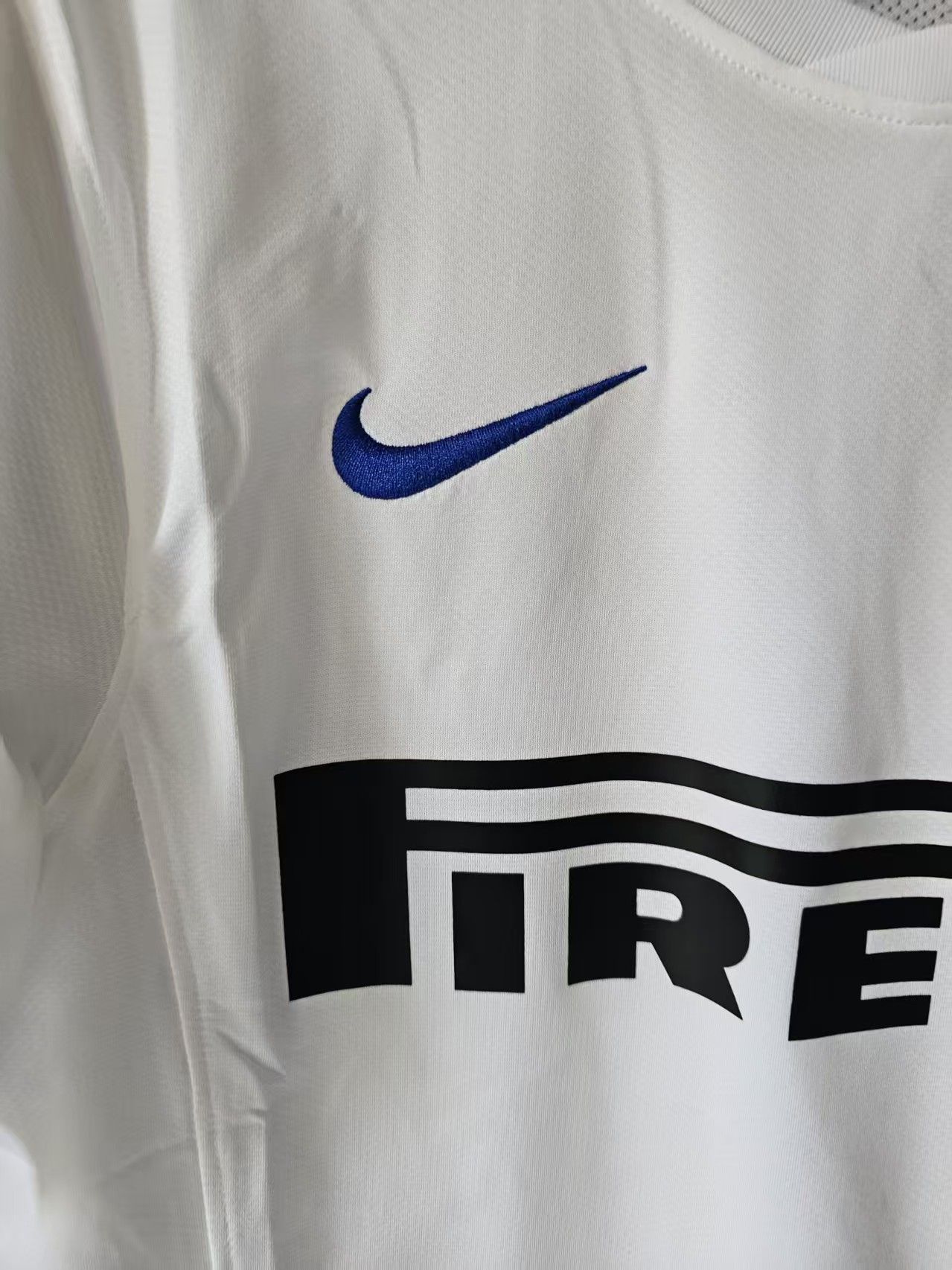Other 20110 2011 Inter Milan Jersey Away Size US S / EU 44-46 / 1 - 2 Thumbnail