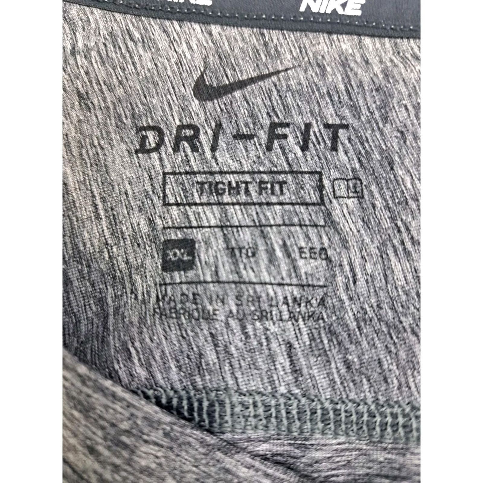 Nike Nike Dri-FIT Tight Fit Long Sleeve Training Shirt 2XL Blk/Grey Mens Crew Neck Pullover Moisture Wicking Lightweight Size US XXL / EU 58 / 5 - 2 Thumbnail