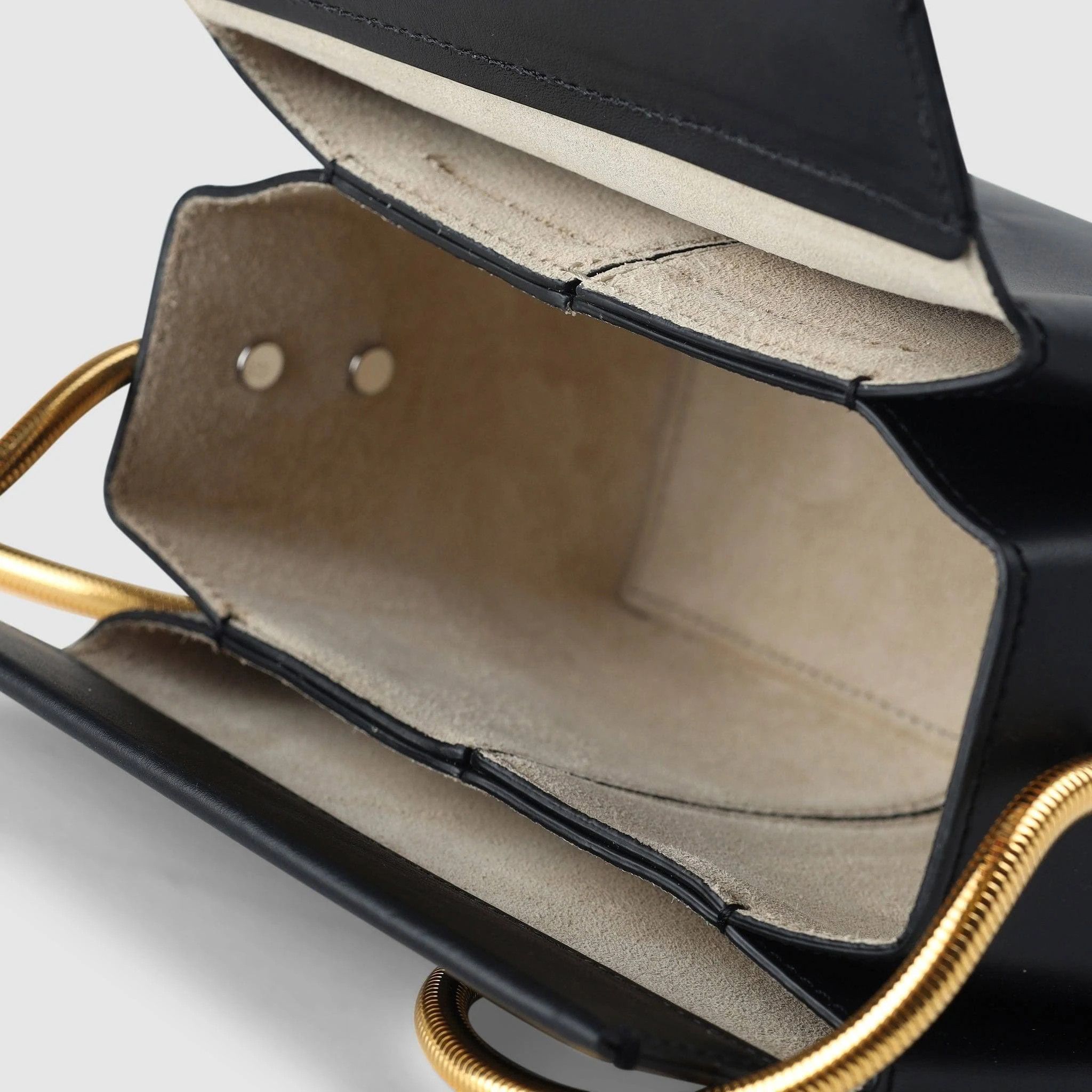 Marni o1srvl11e0624 Size: OS / Toggle Bag in Black Size ONE SIZE - 6 Thumbnail