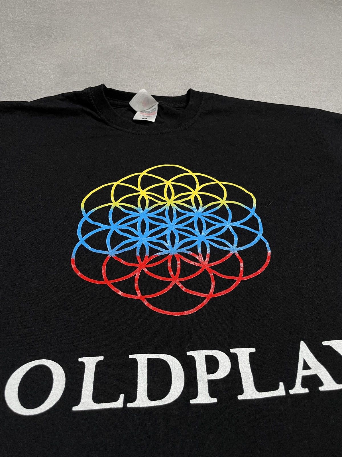 Band Tees Vintage Black T-Shirt Tee Coldplay Dreams Tour Band Size US M / EU 48-50 / 2 - 4 Thumbnail