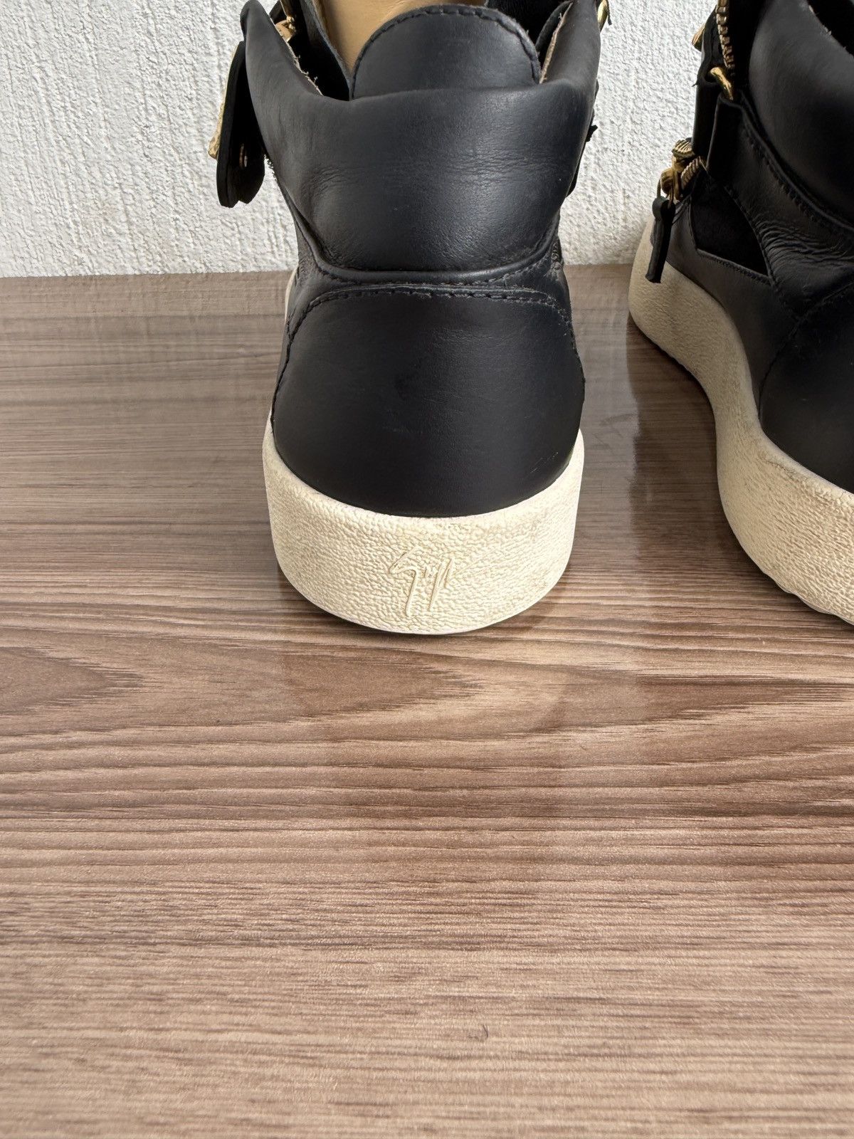 Giuseppe Zanotti Y2k😮‍💨🔥Gold strap buckle strap Sneaker Size US 10 / EU 43 - 20 Thumbnail