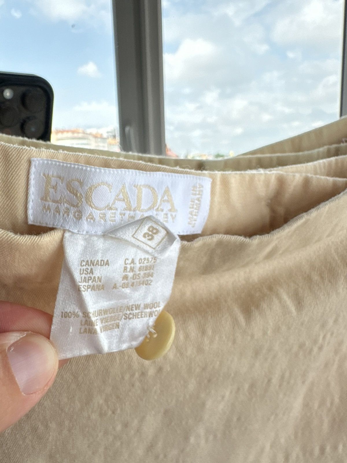 Escada Vintage Escada Margaretha Ley 100% New Wool Skirt Beige Size 28" / US 6 / IT 42 - 6 Thumbnail