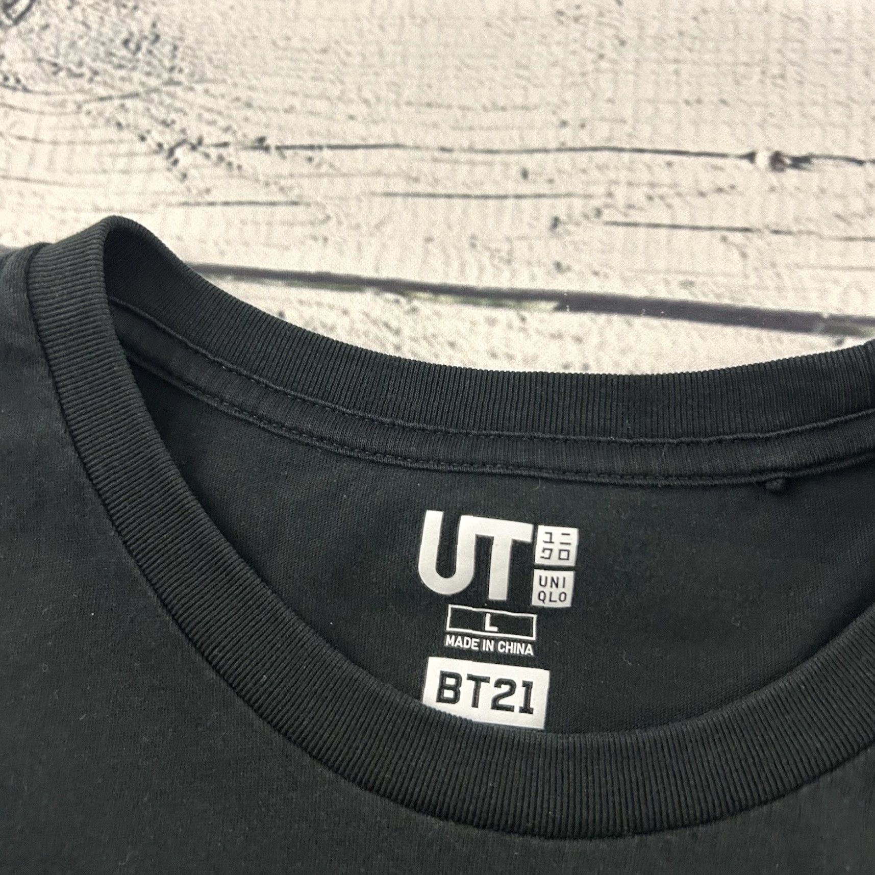 Uniqlo Uniqlo BTS BT21 Chimmy Short Sleeve T Shirt Men's L Black K Pop Shirt Size US L / EU 52-54 / 3 - 3 Thumbnail