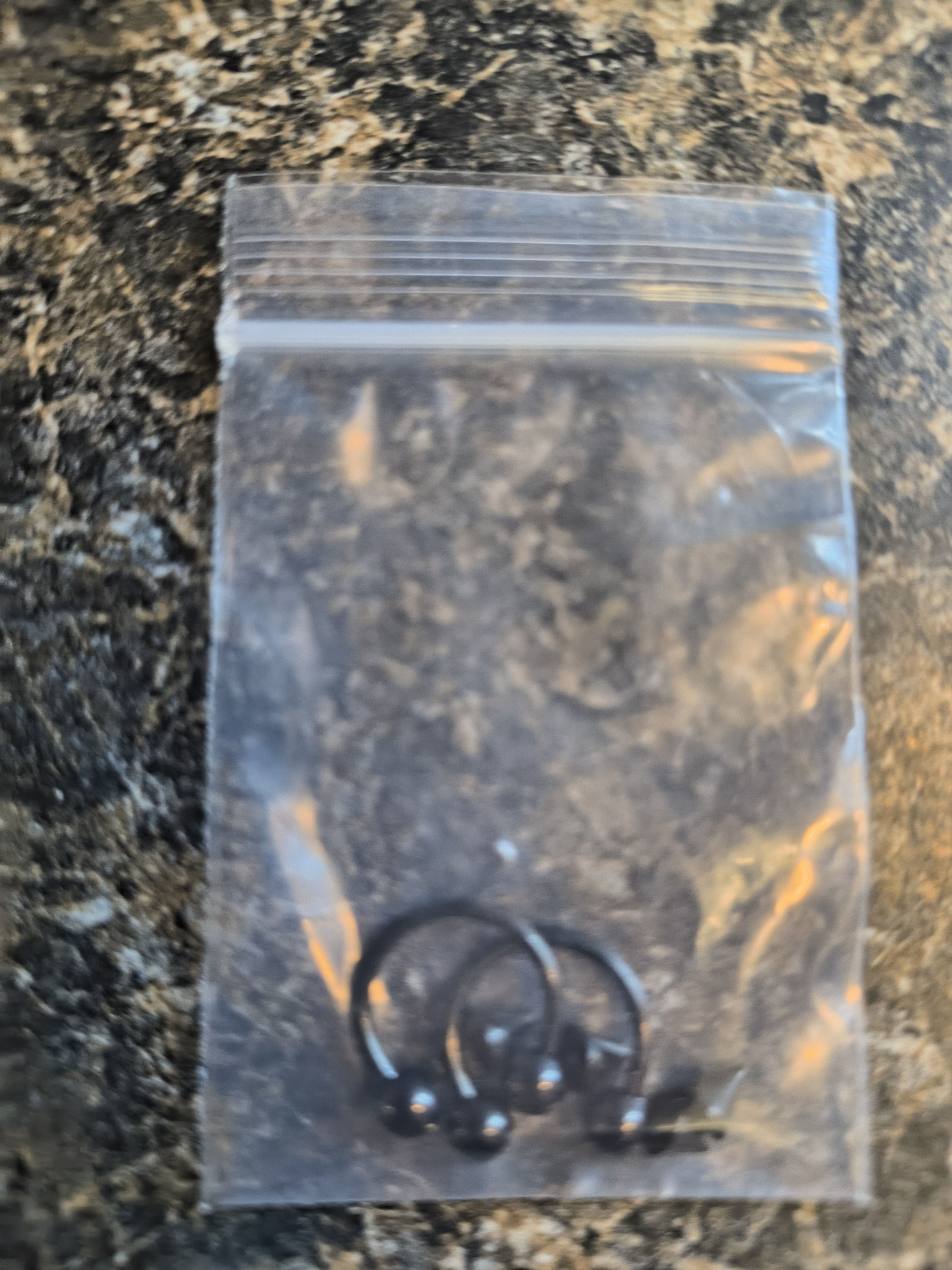 Other Standard curved hoops Size ONE SIZE - 2 Thumbnail