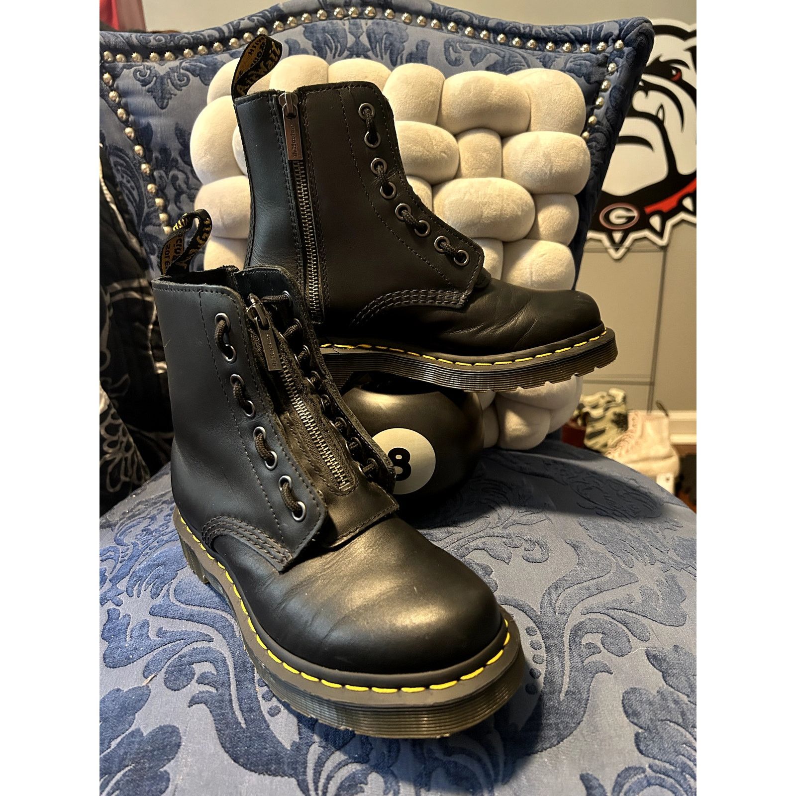 Dr. Martens Dr Martens Sinclair Front Zip Black size 6/EU 37 Size US 6 / IT 36 - 1 Thumbnail