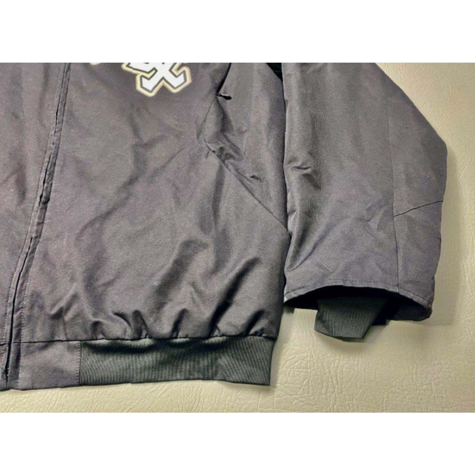 MLB Majestic Chicago White Sox Full Zip Jacket Large MLB Black Therma Base Dugout Jacket Size US L / EU 52-54 / 3 - 4 Thumbnail