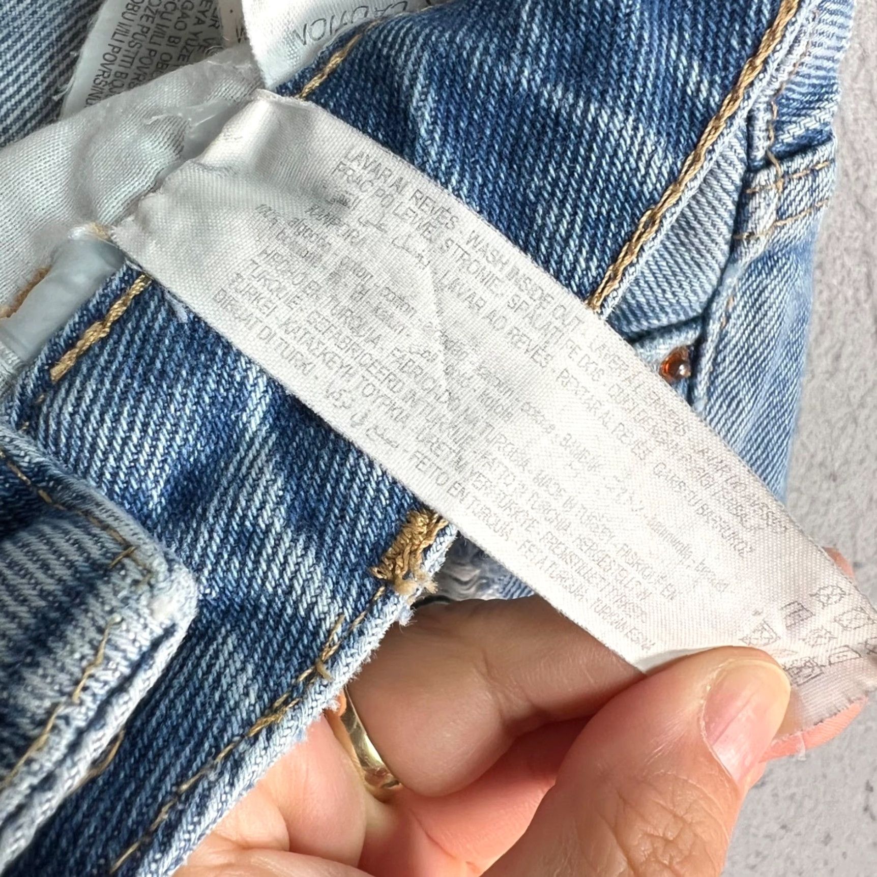 Zara ZARA Denim Jeans Distressed High-Waist 25" Inseam 25" Regular 2 Adult Womens Blue 90s Style Jeans Mens? Womens Size 26" / US 2 / IT 38 - 4 Thumbnail