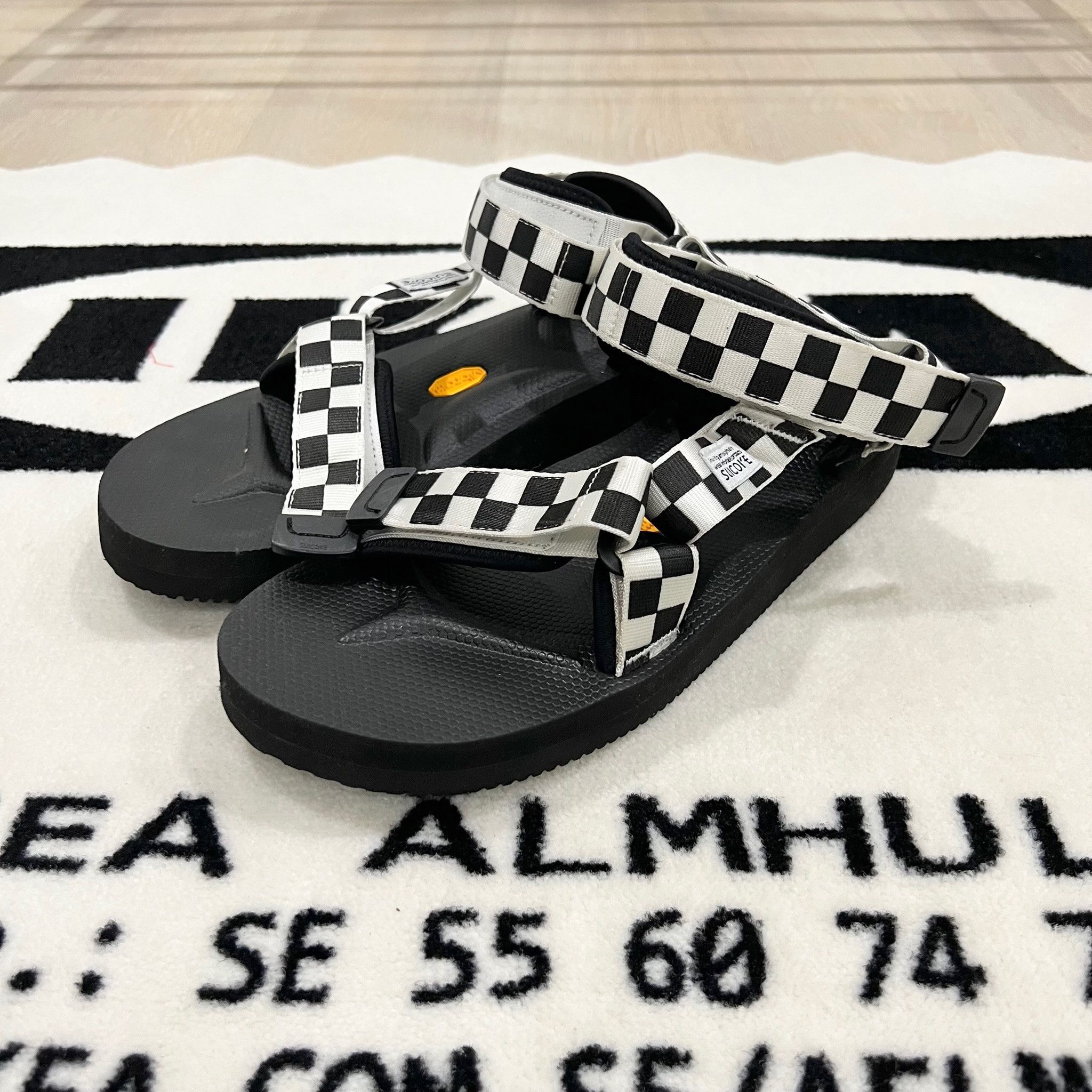 Suicoke Suicoke Men Black White Checkered Straps Vibram Sole Sandals Size US 11 / EU 44 - 1 Thumbnail