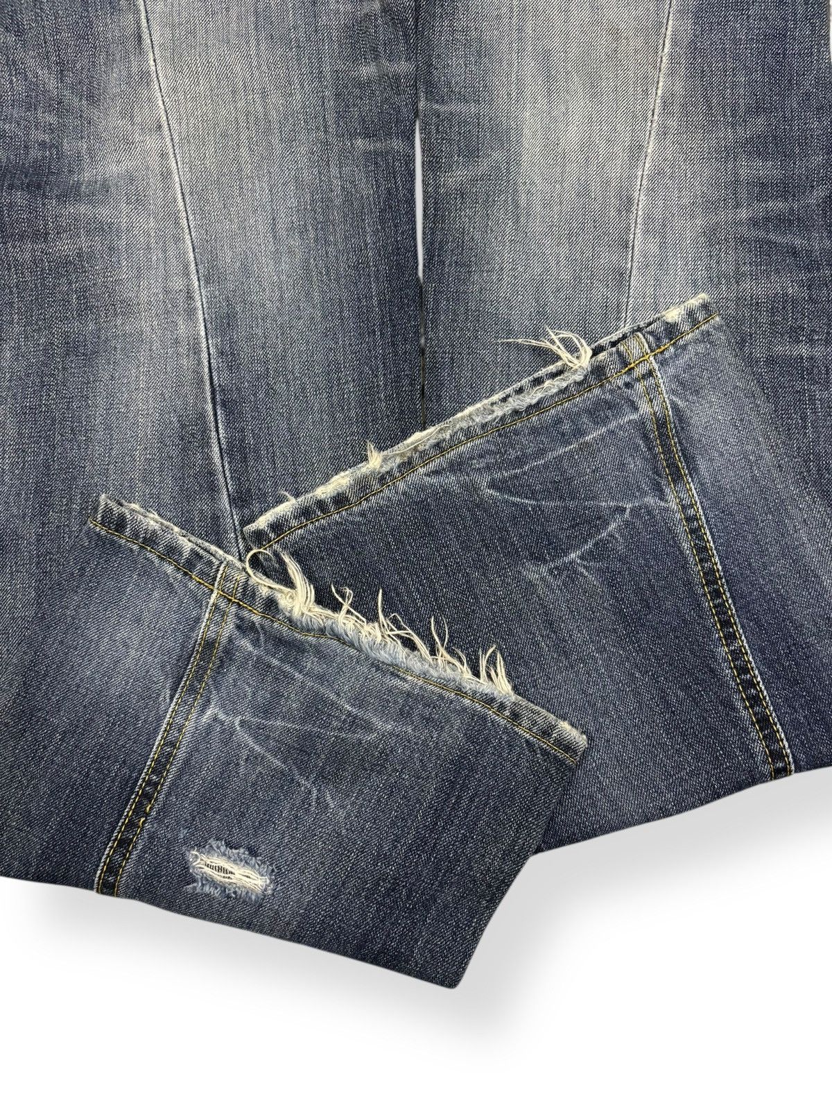 Lee Vintage Lee Riders Twisted Leg Flare Distressed Jeans Size US 32 / EU 48 - 9 Thumbnail