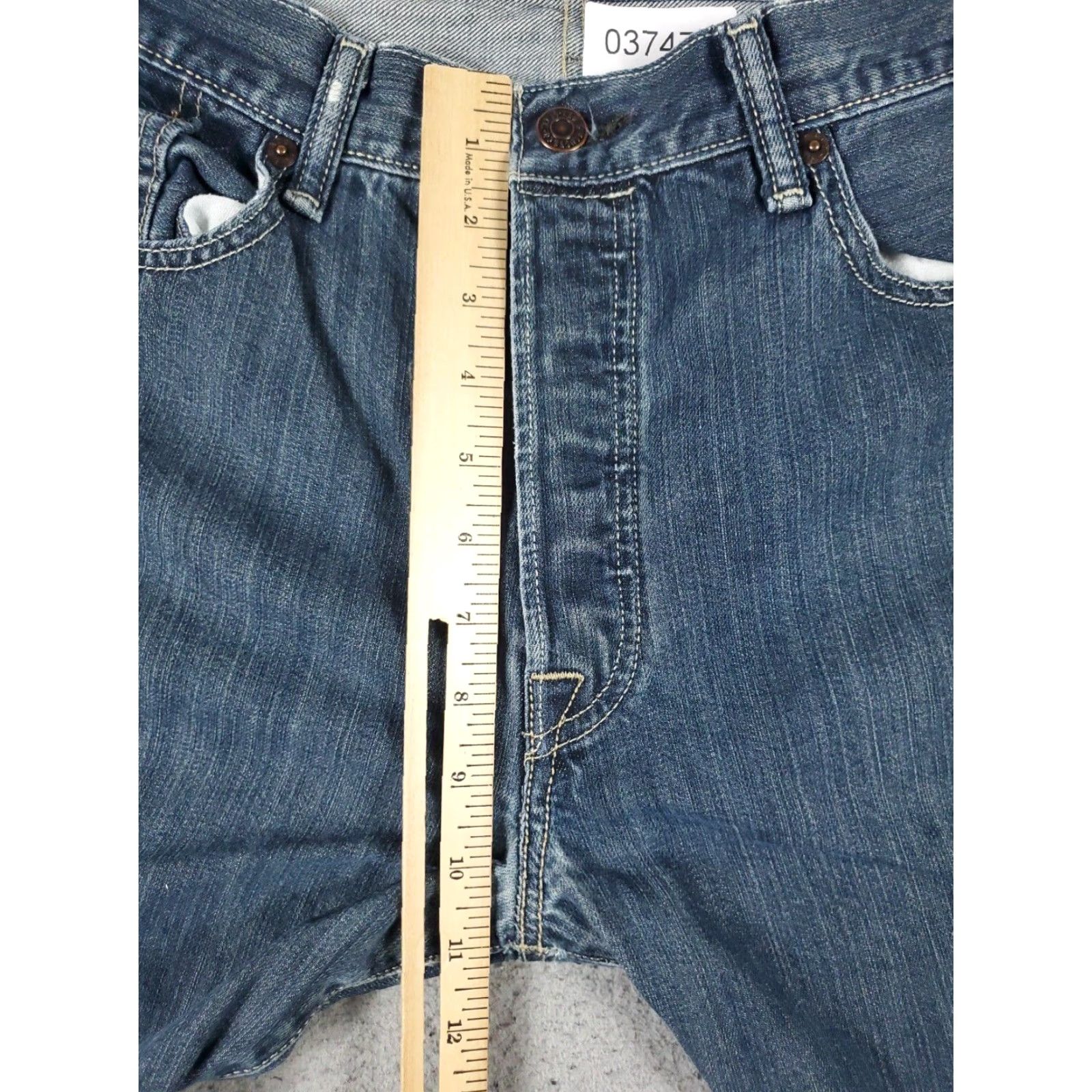 Levi's Levis 501 Jeans Mens Straight Leg Blue Size 34x34 Cotton Denim Pants Size US 34 / EU 50 - 3 Thumbnail