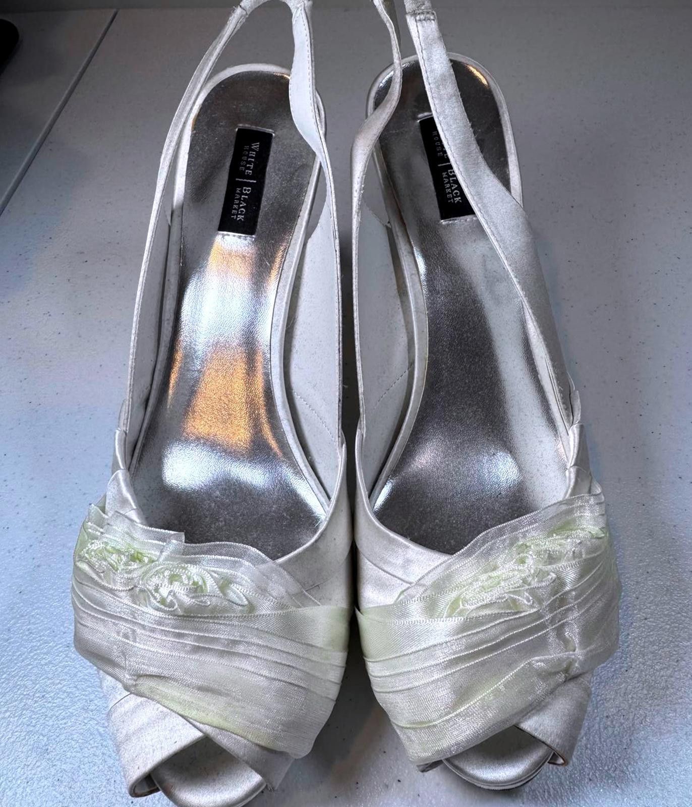 Designer Elegant White Slingback Heels by White House Black Market Size US 11 / IT 41 - 1 Thumbnail