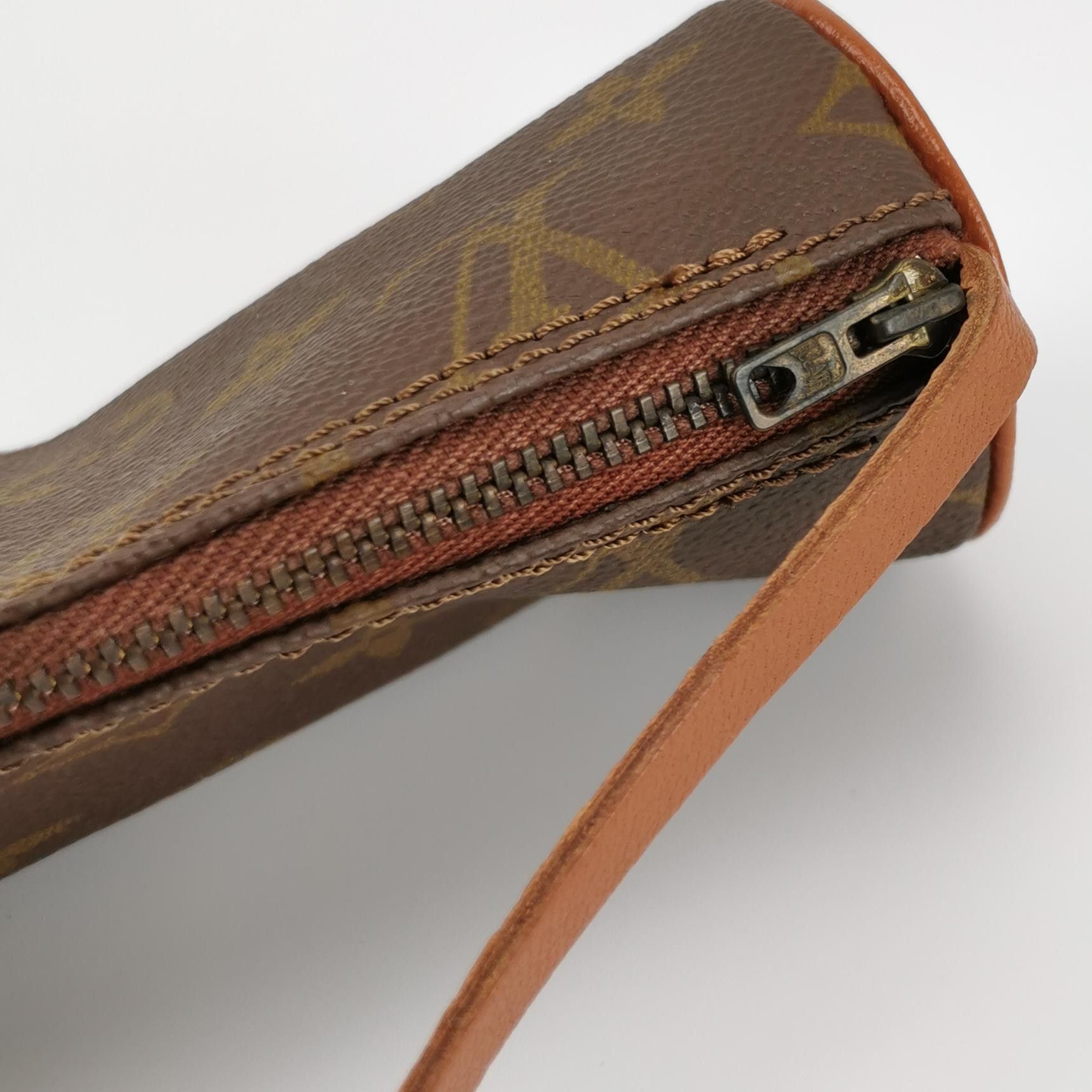 Louis Vuitton Louis Vuitton (LV) Papillon Mini Monogram Printed Drum Bag Size ONE SIZE - 5 Thumbnail