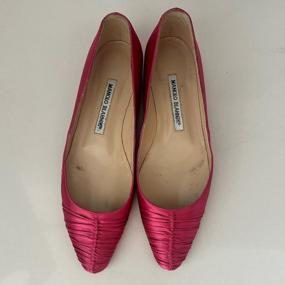 Manolo Blahnik Manolo Blahnik Raspberry Dark Pink Satin Ballet Flats 35.5 Size US 4.5 / IT 34.5 - 2 Thumbnail