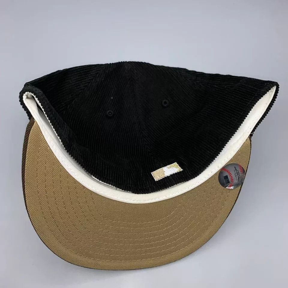 New Era Seattle Mariners Hat Men 7 1/2 Black Corduroy Fitted Cap Size ONE SIZE - 6 Thumbnail