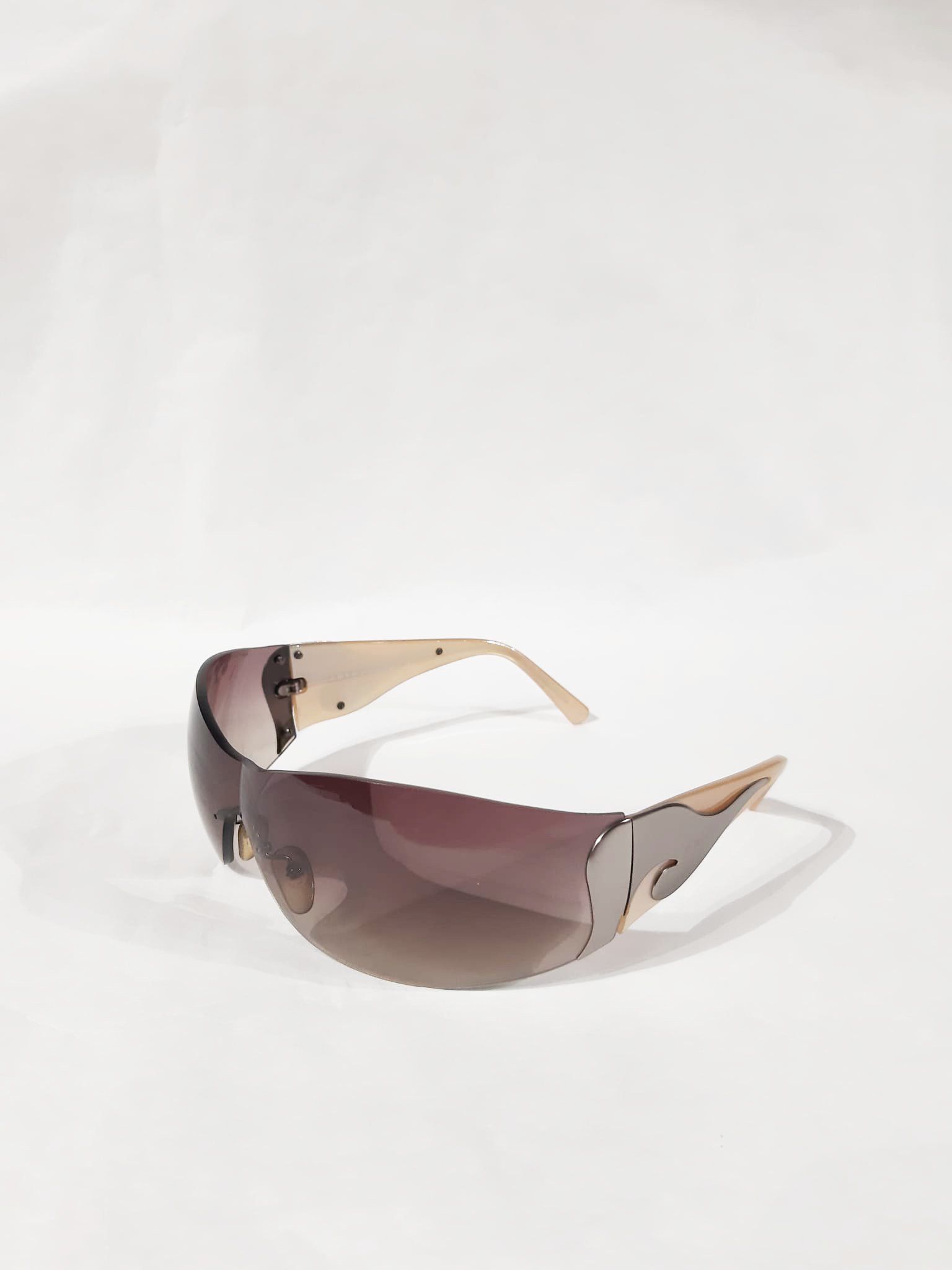 Prada Y2K Chrome Wave Beige Pearl Sunglasses Vintage SS 2004 Size ONE SIZE - 1 Thumbnail