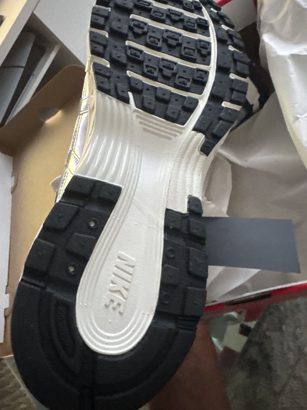 Nike P-6000 Metallic Silver US 11
