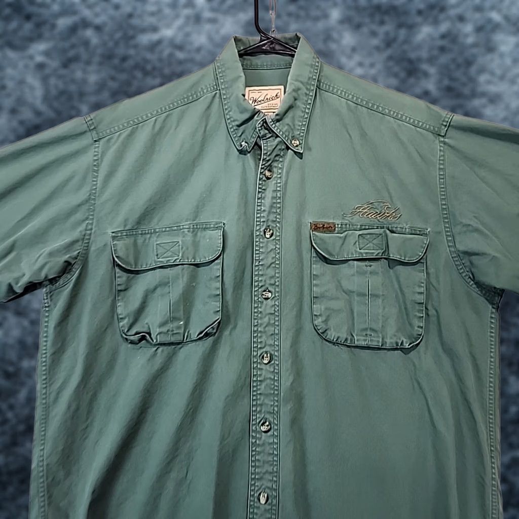 Vintage VINTAGE Woolrich Shirt Mens L Green Canvas Outdoor Casual Western Packable Pockets All Seasons Button-Up Collared Long Sleeve Regular Style Size US L / EU 52-54 / 3 - 1 Thumbnail