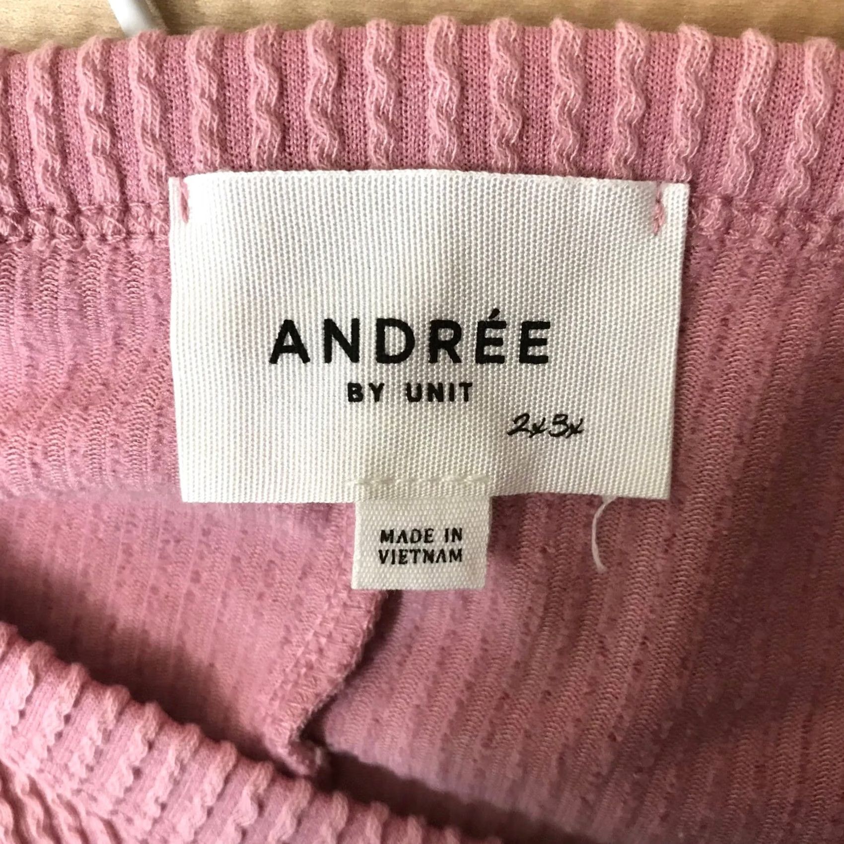 Vintage VINTAGE ANDREE BY UNIT Pink Waffle Knit Oversized Dolman Sleeve Top 2X 3X Size XXL / US 16-18 / IT 52-54 - 7 Thumbnail