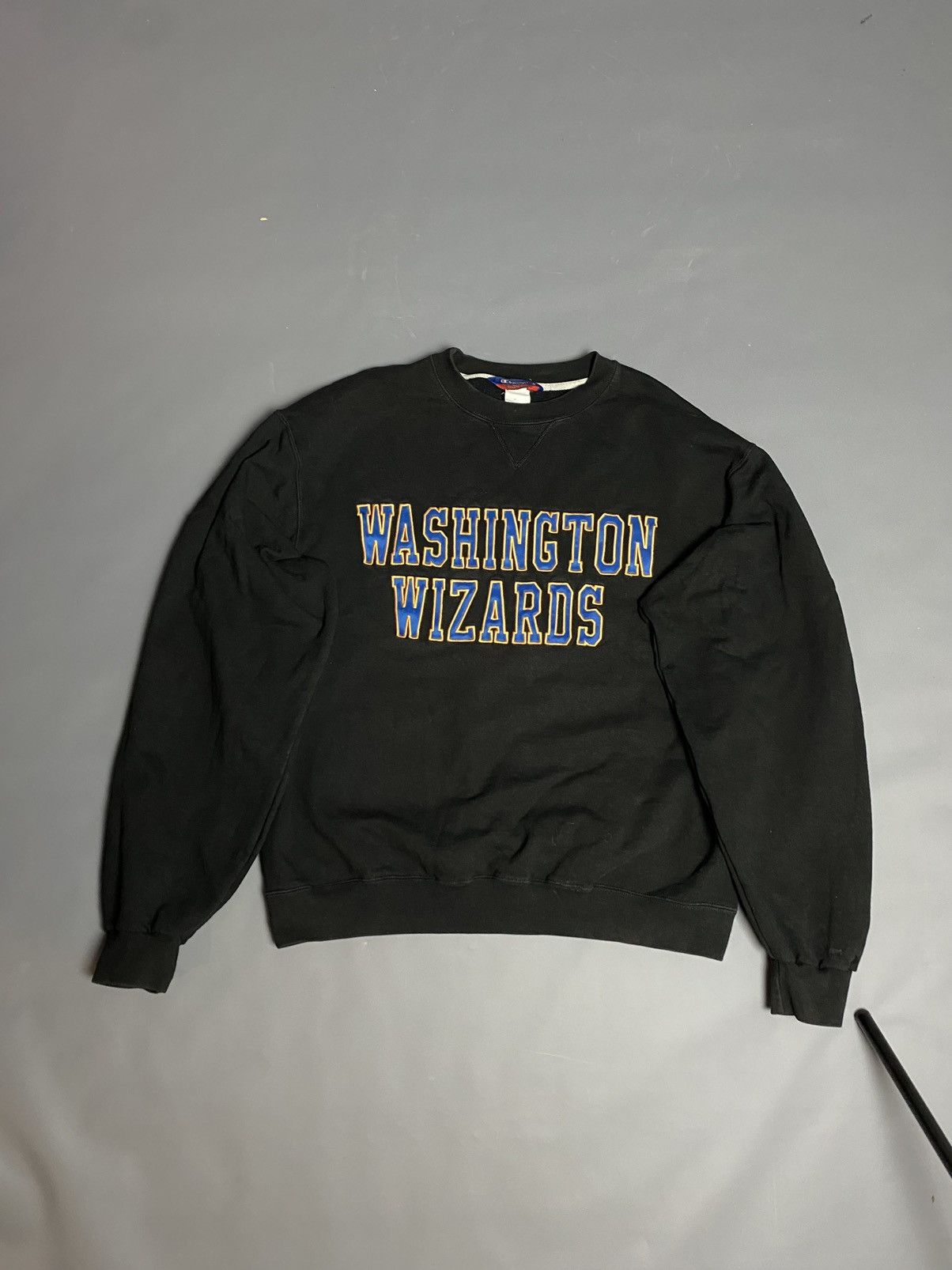 Champion Vtg Champion NBA Washington Wizards Black Sweatshirt Size L Size US L / EU 52-54 / 3 - 1 Thumbnail
