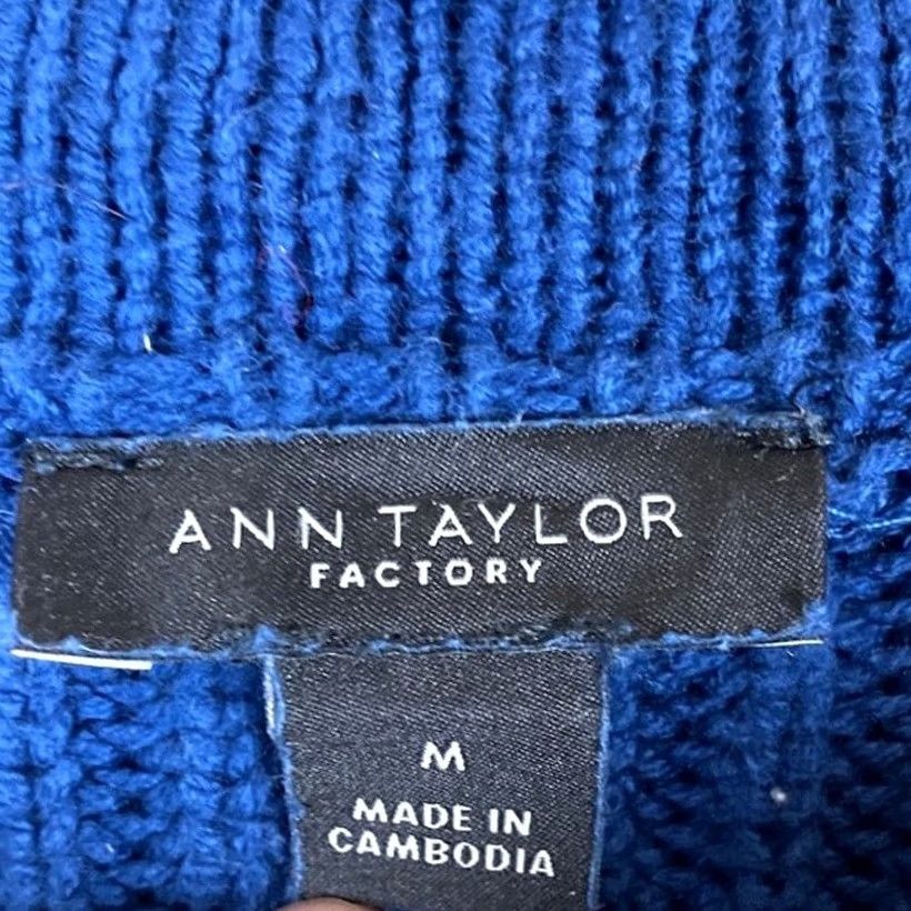 Ann Taylor Ann Taylor Factory Womens Sweater Blue Crew Neck Long Sleeve Knitted Medium Size M / US 6-8 / IT 42-44 - 6 Thumbnail