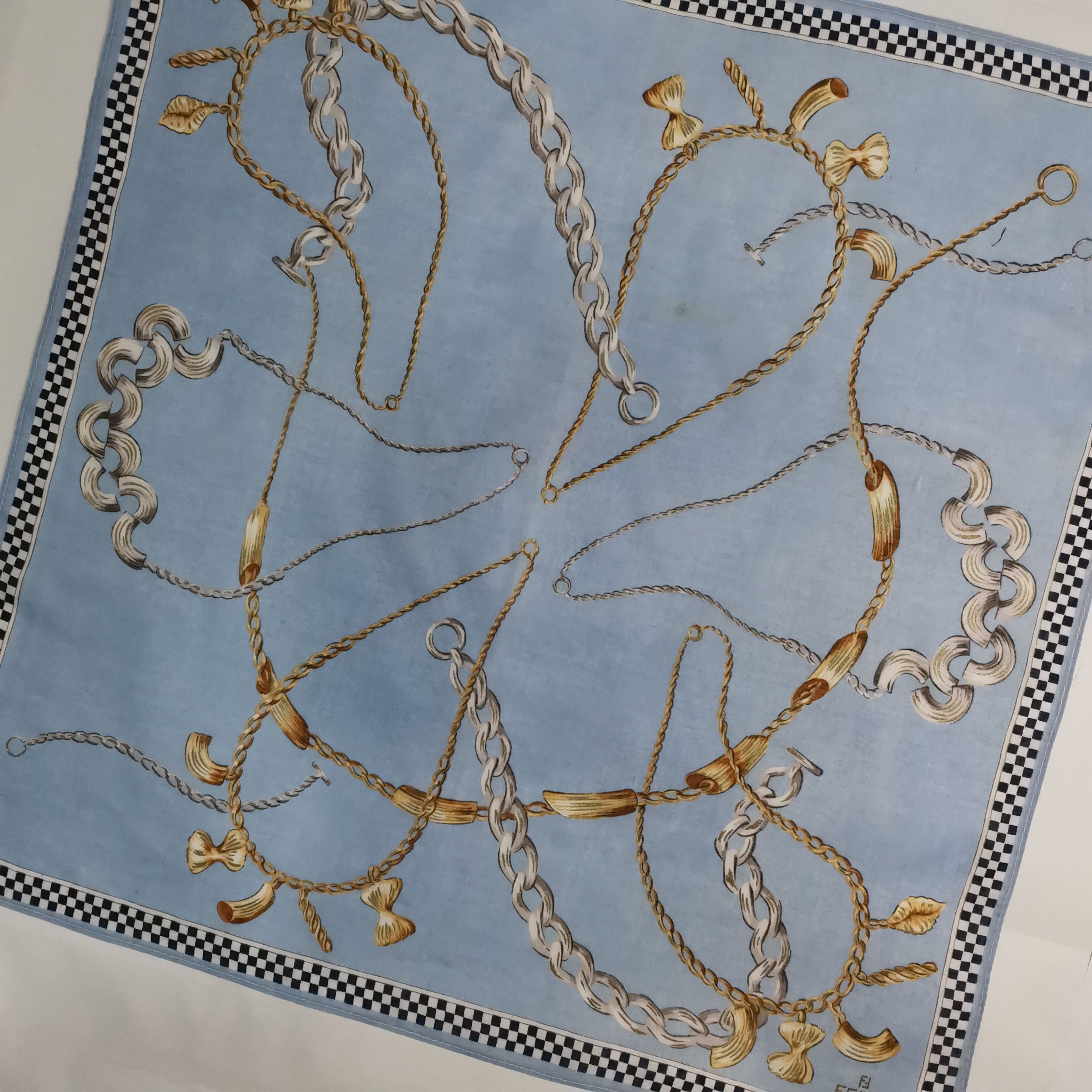 Fendi FENDI HANDKERCHIEF/ BANDANA/ SCARF Size ONE SIZE - 3 Thumbnail