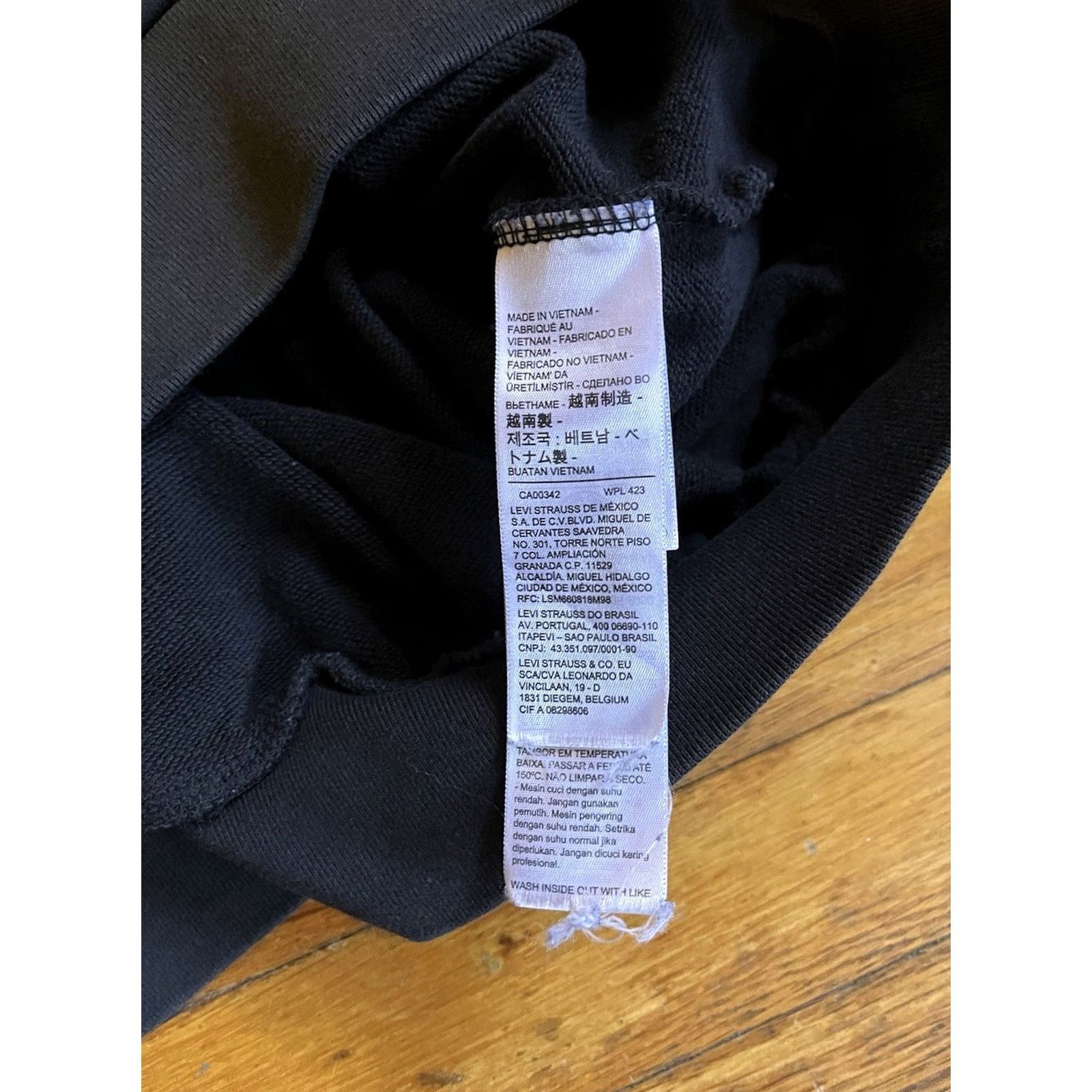 Levi's Levi’s For Gals Retro Prism Hoodie Women’s XS Oversized Black Hooded Pockets Logo 70s Retro Womens Size S / US 4 / IT 40 - 6 Thumbnail