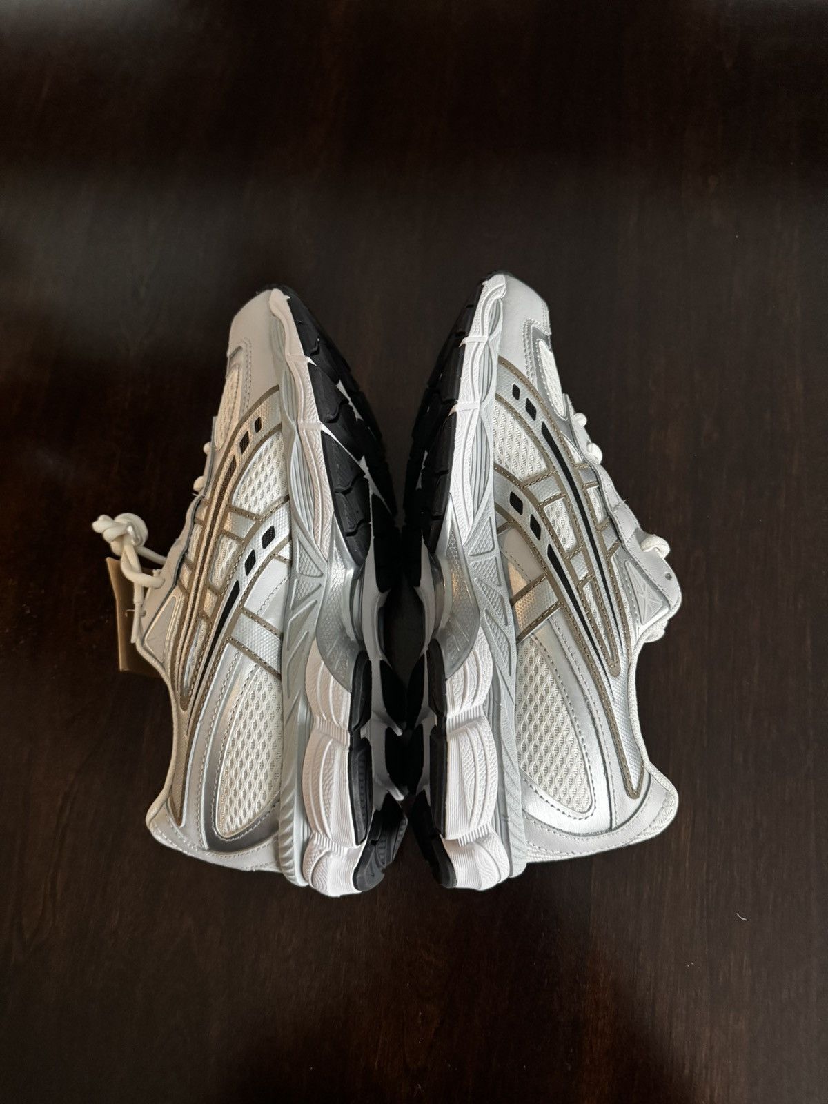 Asics Asics gel NYC 2055 ‘Creme Pure sliver Size US 7 / EU 40 - 3 Thumbnail