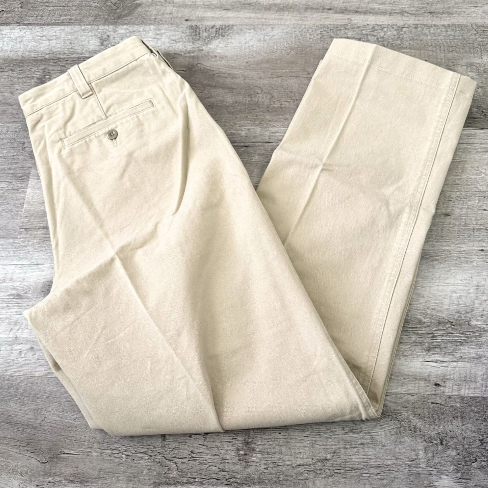 Lands' End Lands' End Chino Pants Mens 34 Khaki Flat Front 100% Cotton NEW Regular Straight Belt Loops Pockets Casual Workwear Tailored Size US 34 / EU 50 - 7 Thumbnail