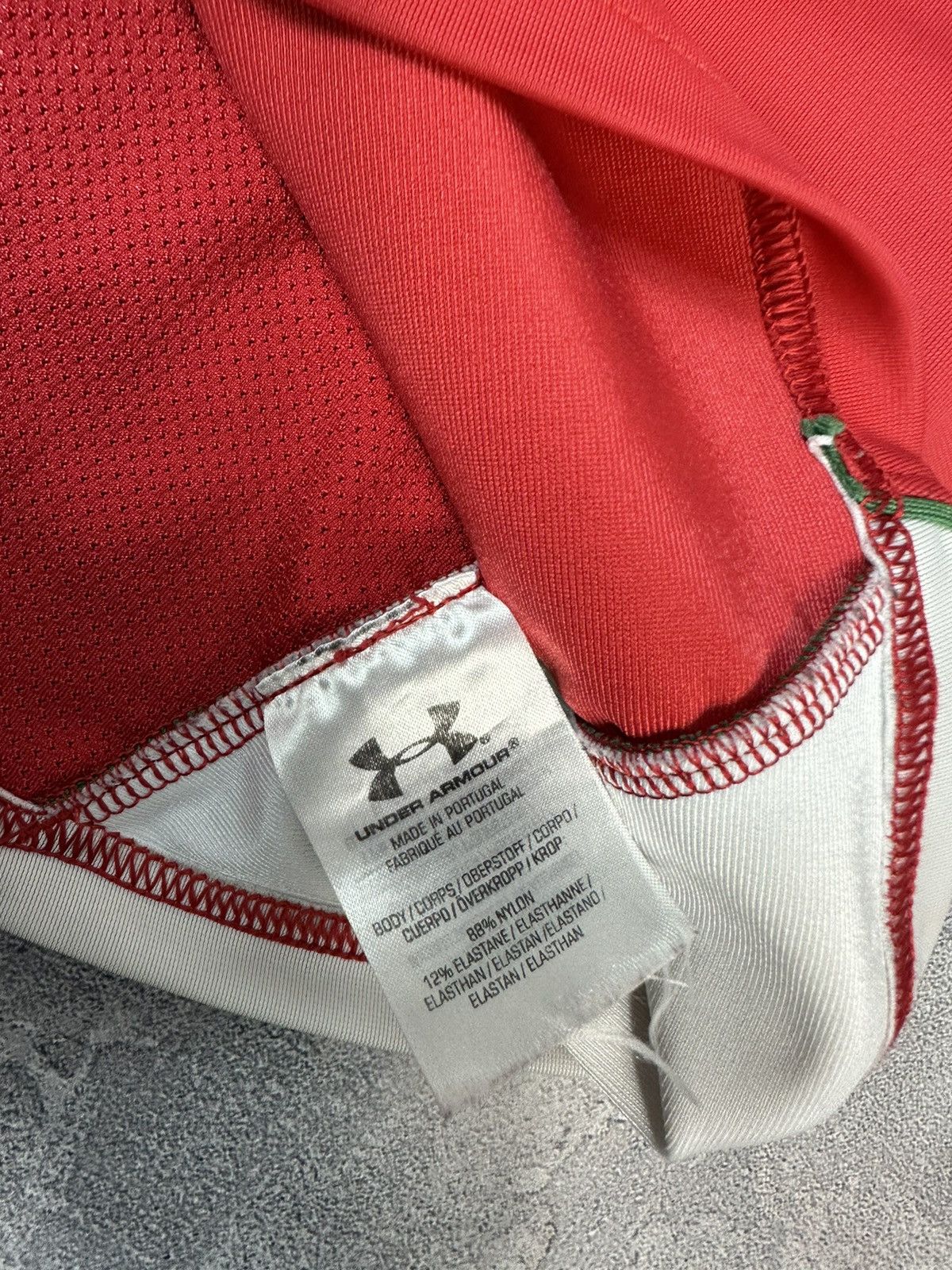 Other Wales Rugby Union Under Armour Jersey Size US M / EU 48-50 / 2 - 5 Thumbnail