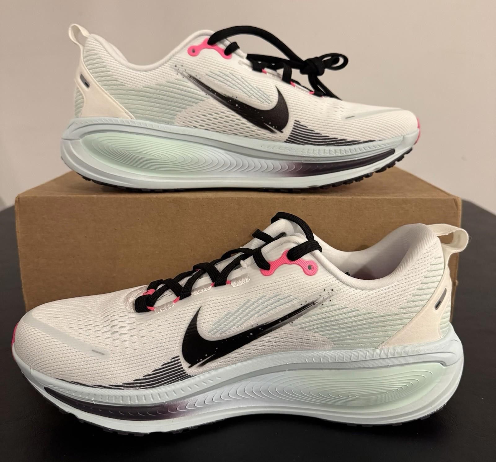 Nike Size 9.5M- Nike Vomero 18 “White Glacier” Black Blue Pink Size US 10 / EU 43 - 3 Thumbnail