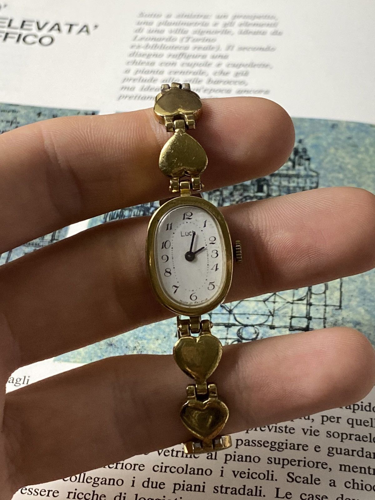 Jewelry Vintage Luch Watch with Heart Bracelet Size ONE SIZE - 8 Thumbnail
