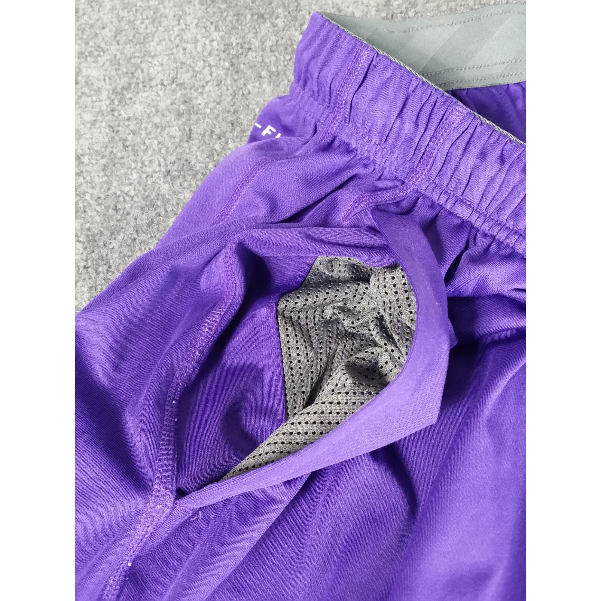 NCAA LSU Tigers Nike Dri-Fit Basketball Shorts Men Sz L Purple Gr Size US 38 / EU 54 - 7 Thumbnail
